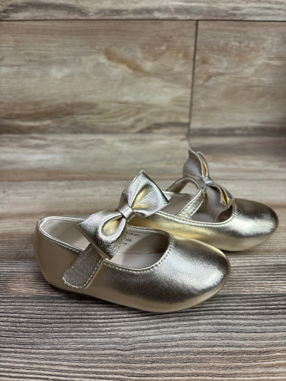 Felix & Flora Mary Jane Bow Dress Flats Gold sz 6c