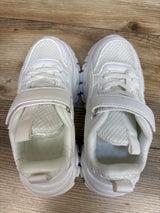 NWOT Hello Kitty Casual Sneakers White sz 12c