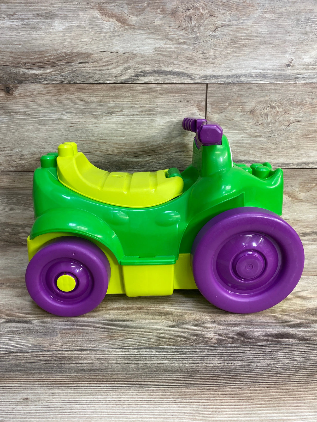Mega Bloks Ride N' Chomp Croc Ride On