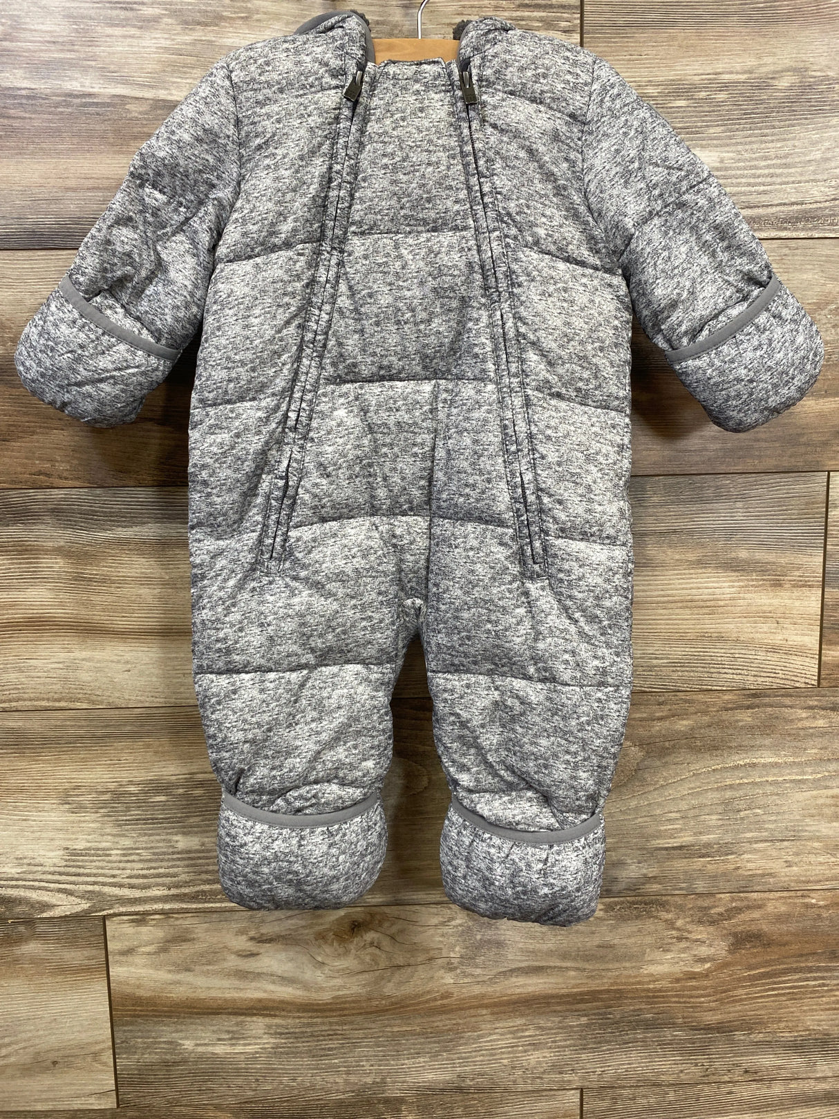 Baby Gap ColdControl Ultra Max Primaloft Snowsuit Grey sz 6-12m
