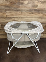 Dream On Me Karley Bassinet Grey