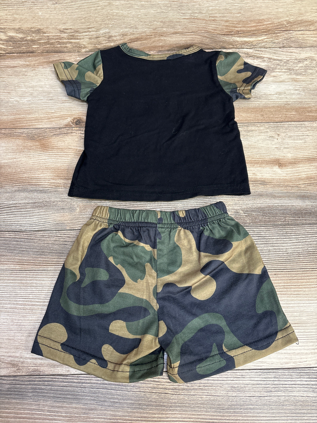 2pc I Love Papa Shirt & Shorts Green sz 9-12m