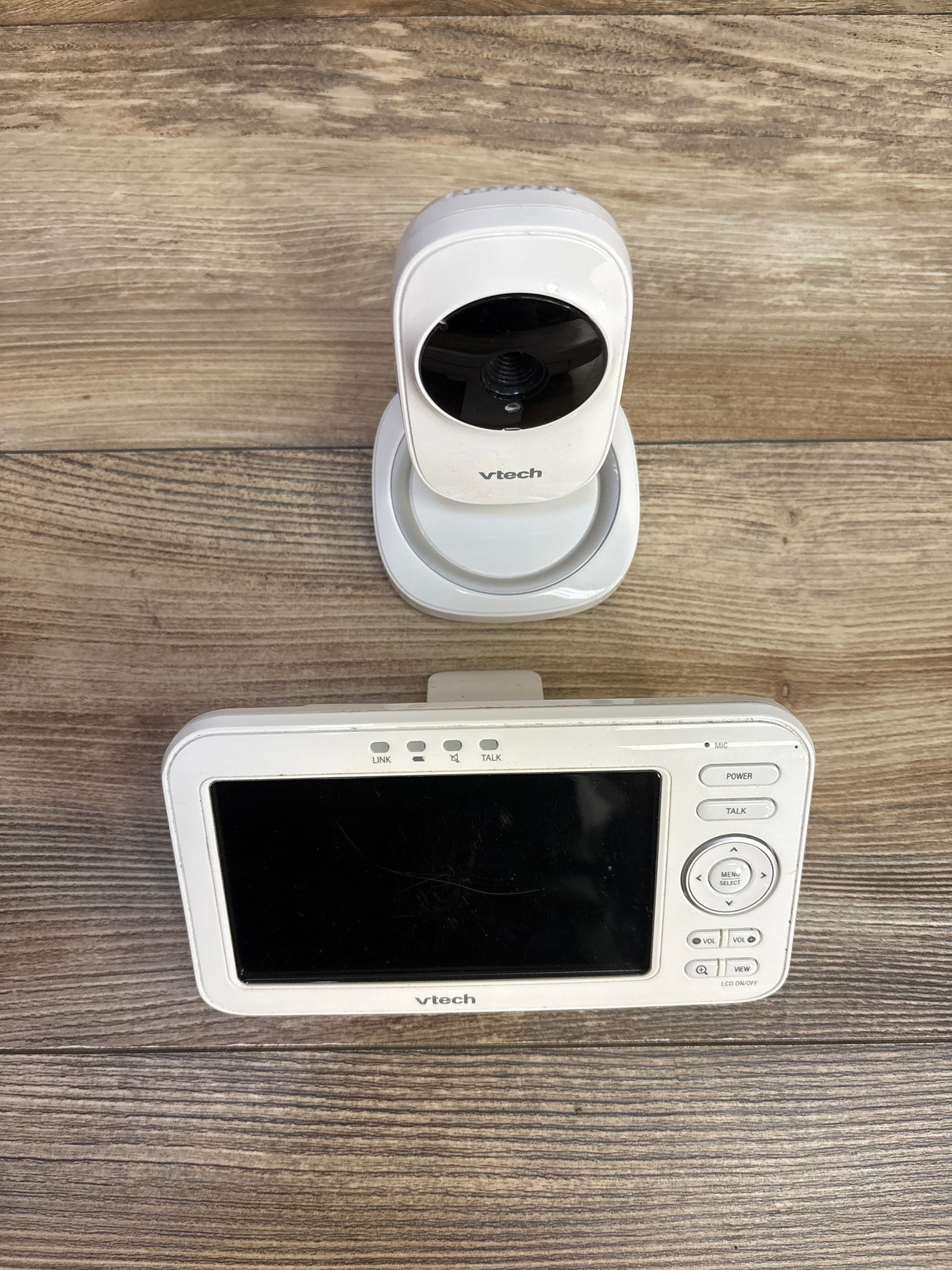 VTech VM5251 5” Digital Video Monitor w/ Full-Color + Automatic Night Vision