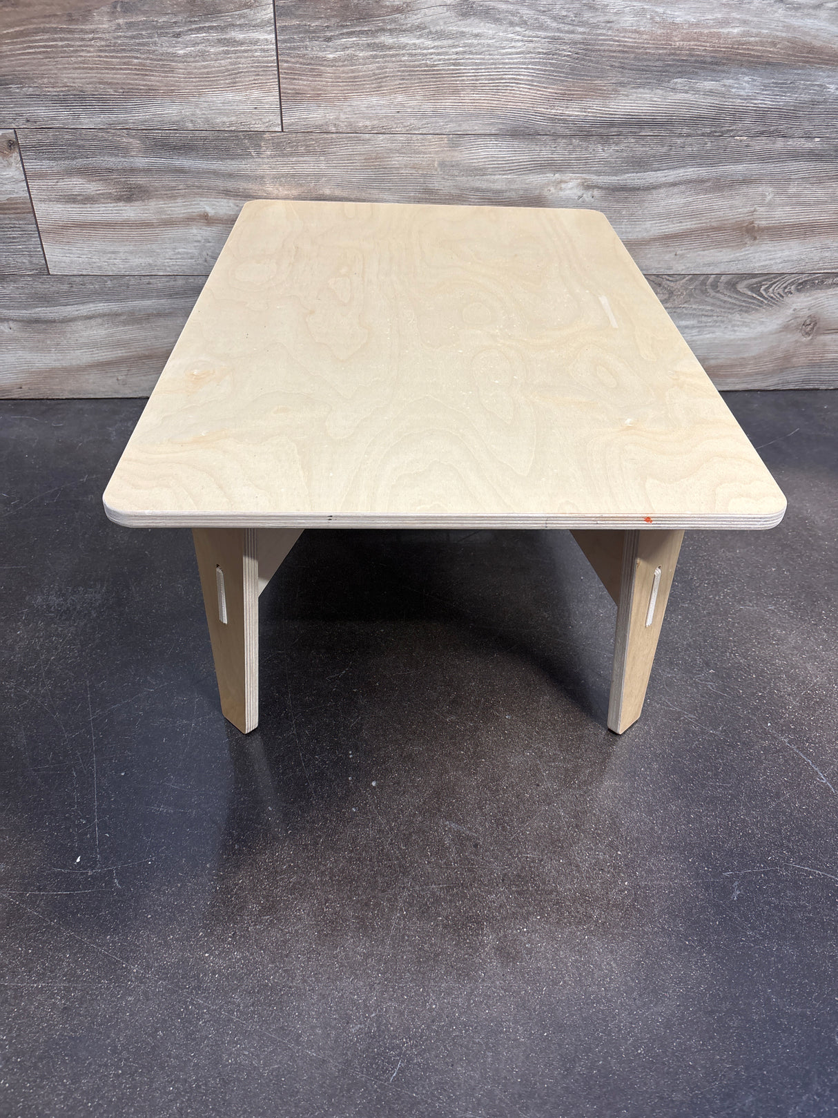 Sprouts Montessori Weaning Table and 2 Chairs, with Leg Extenders