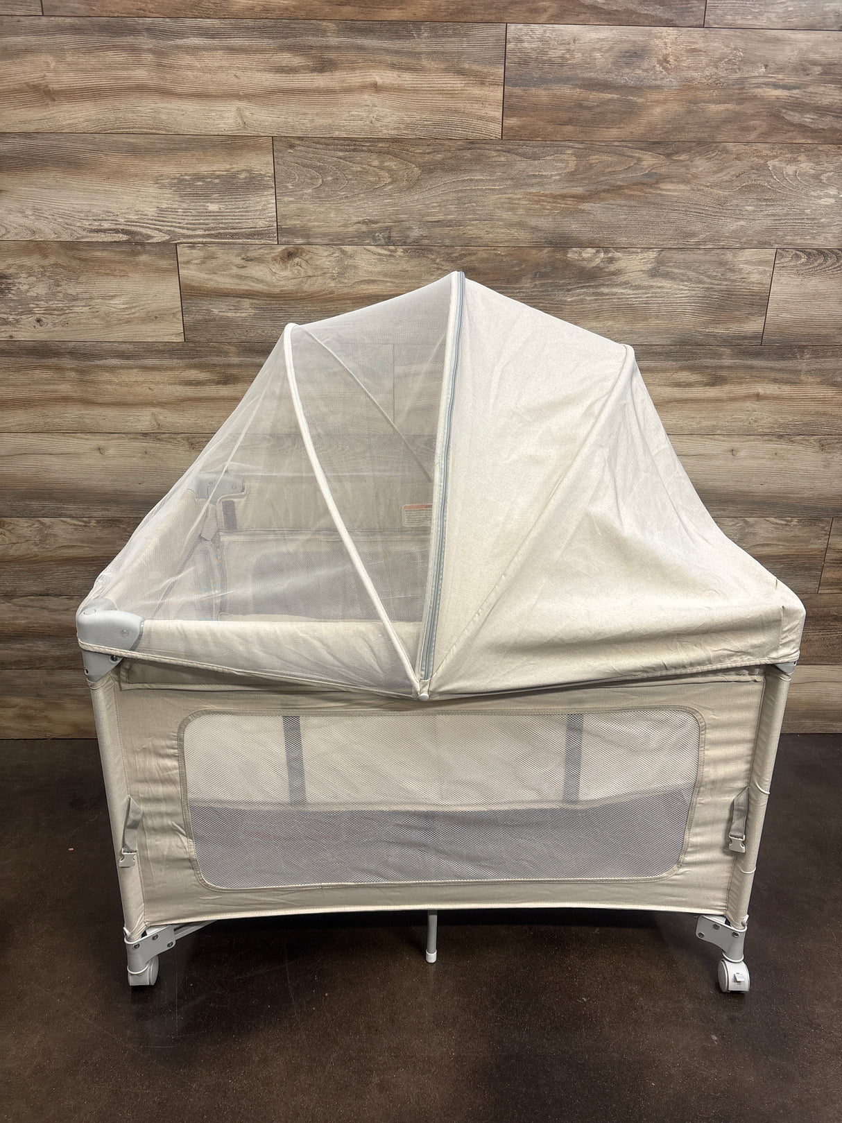 TinyGlow 3-in-1 Pack & Play/Baby Bassinet/Bedside Sleeper Beige