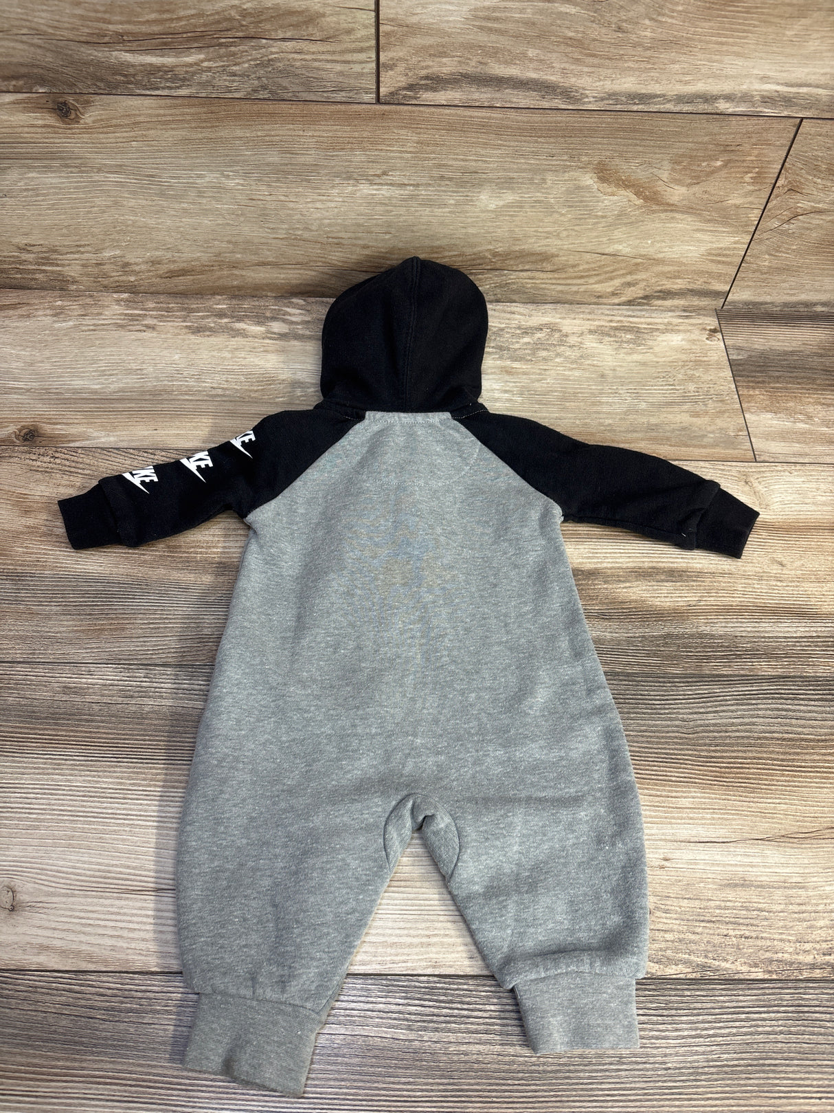 Nike Play All Day Hooded Coverall in Grey sz 3m