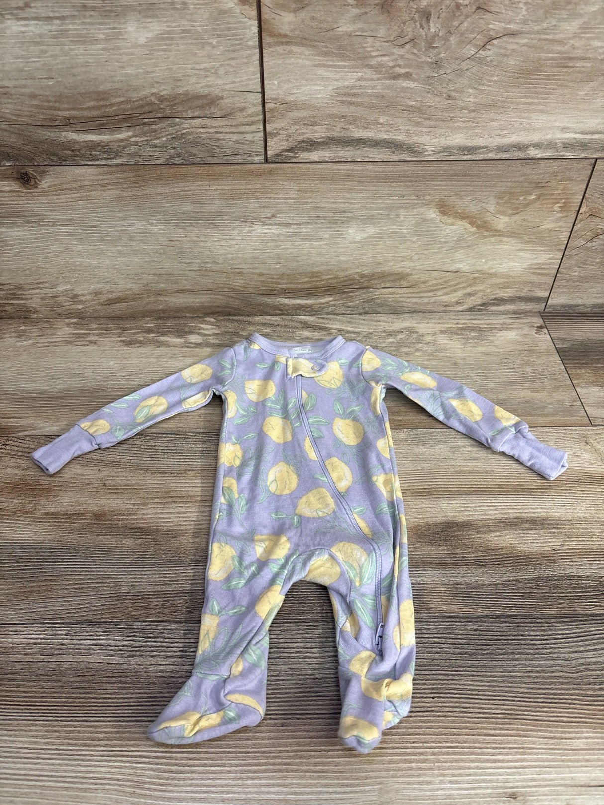 Member's Mark Lemon Print Sleeper Lilac sz Newborn