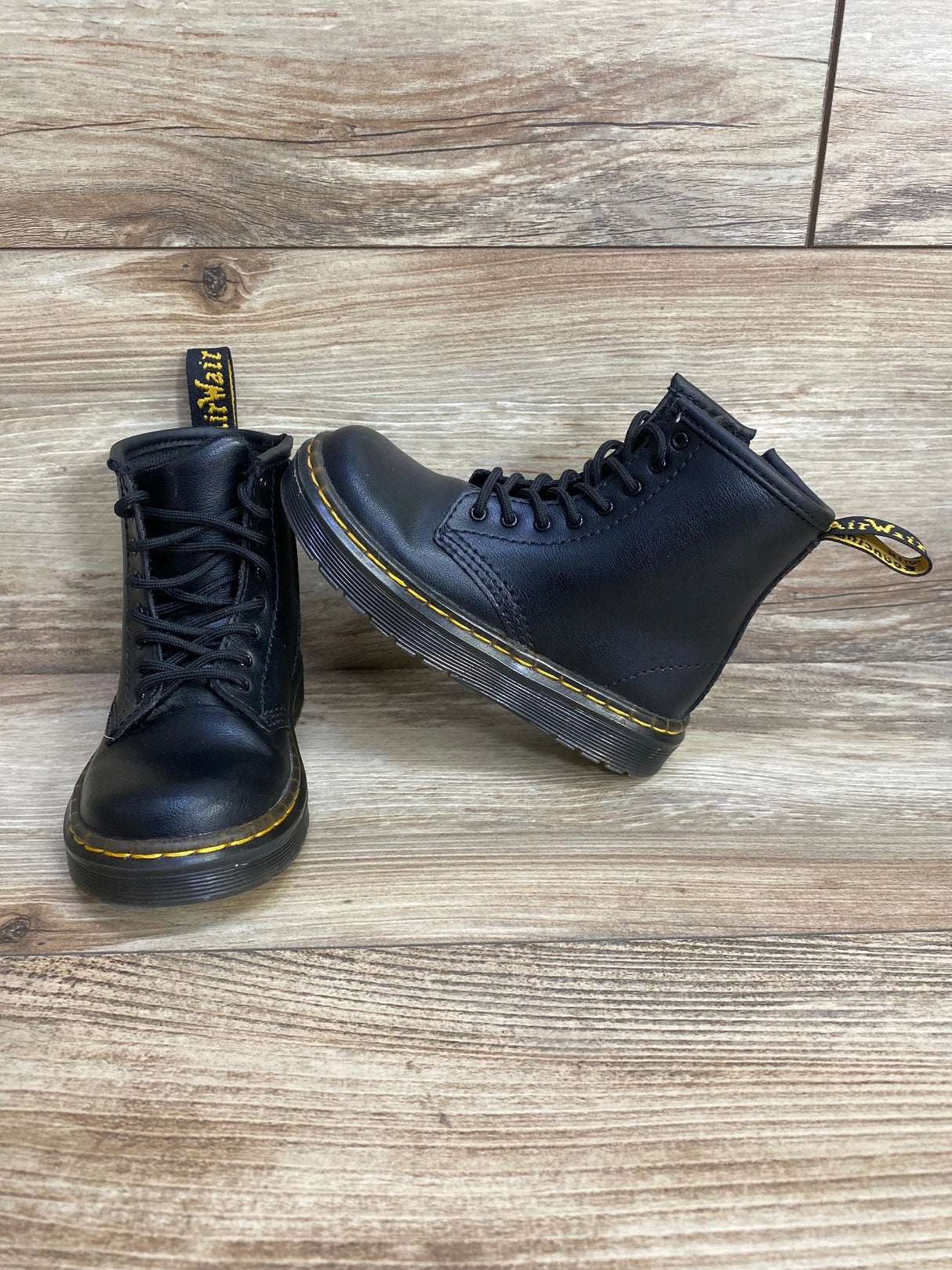 Dr. Martens Zavala Combat Lace Up Boots Black sz 9c