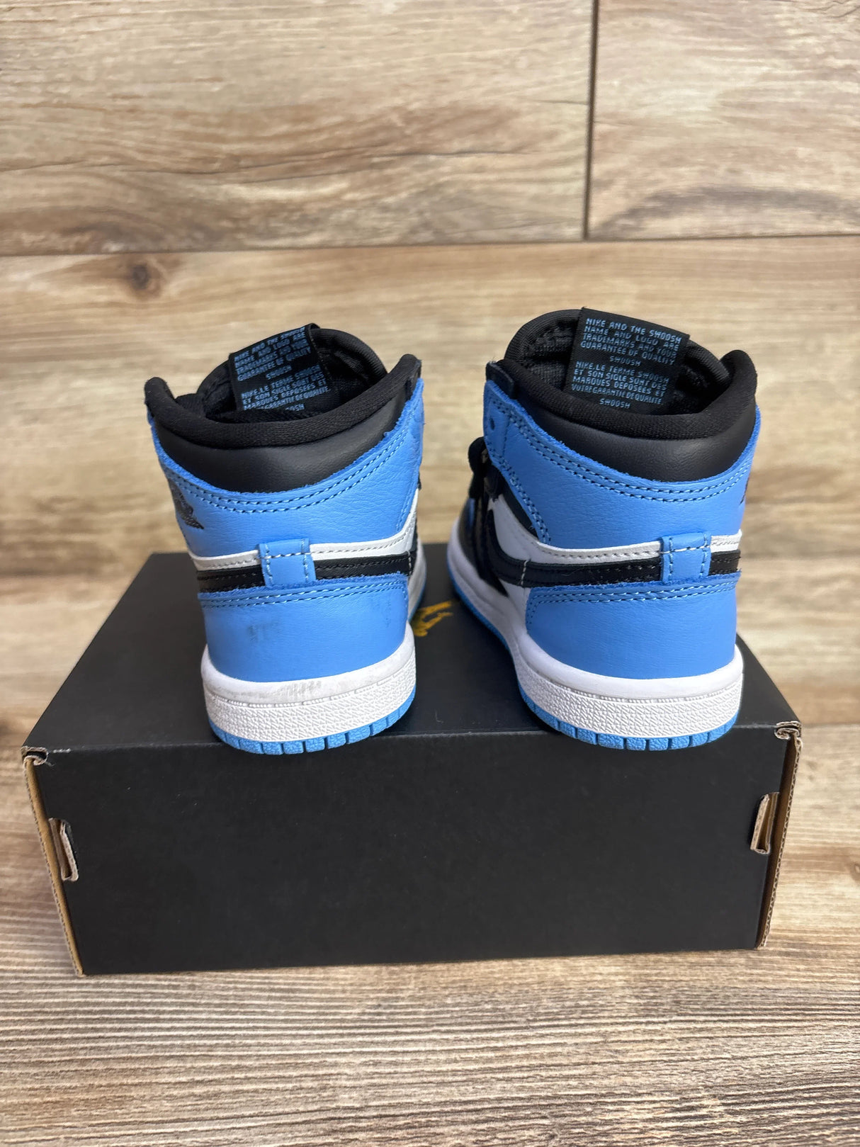 Air Jordan 1 Retro High OG TD 'UNC Toe' Sneakers sz 6c