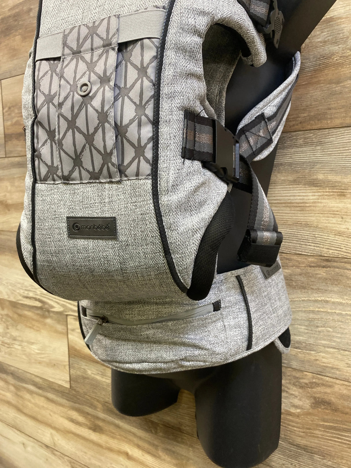 Monbebe Convertible 4-in-1 Baby Carrier, Grey 7-40lbs