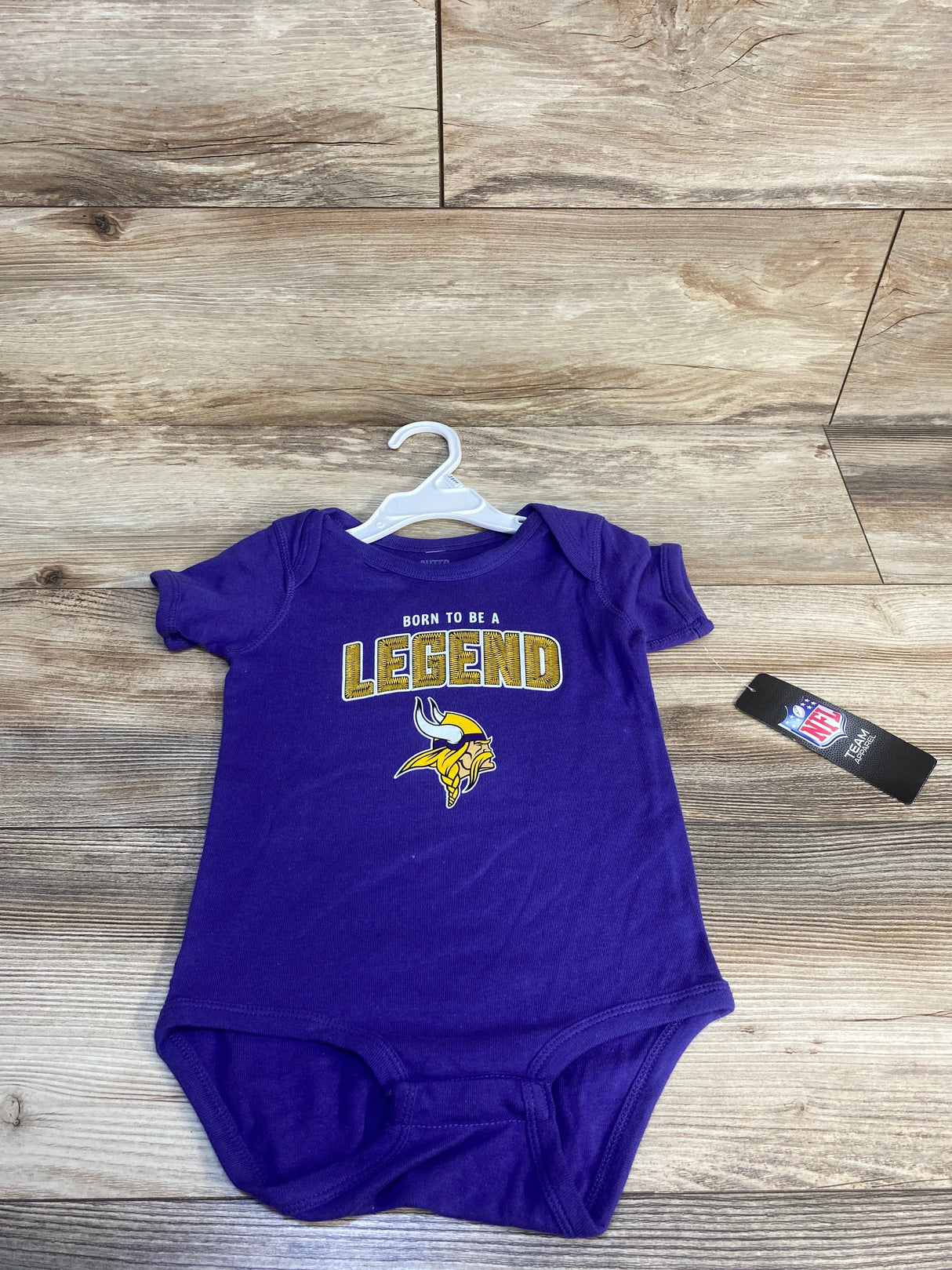 NEW NFL Minnesota Vikings Born To Be A Legend Bodysuit Purple sz 24m
