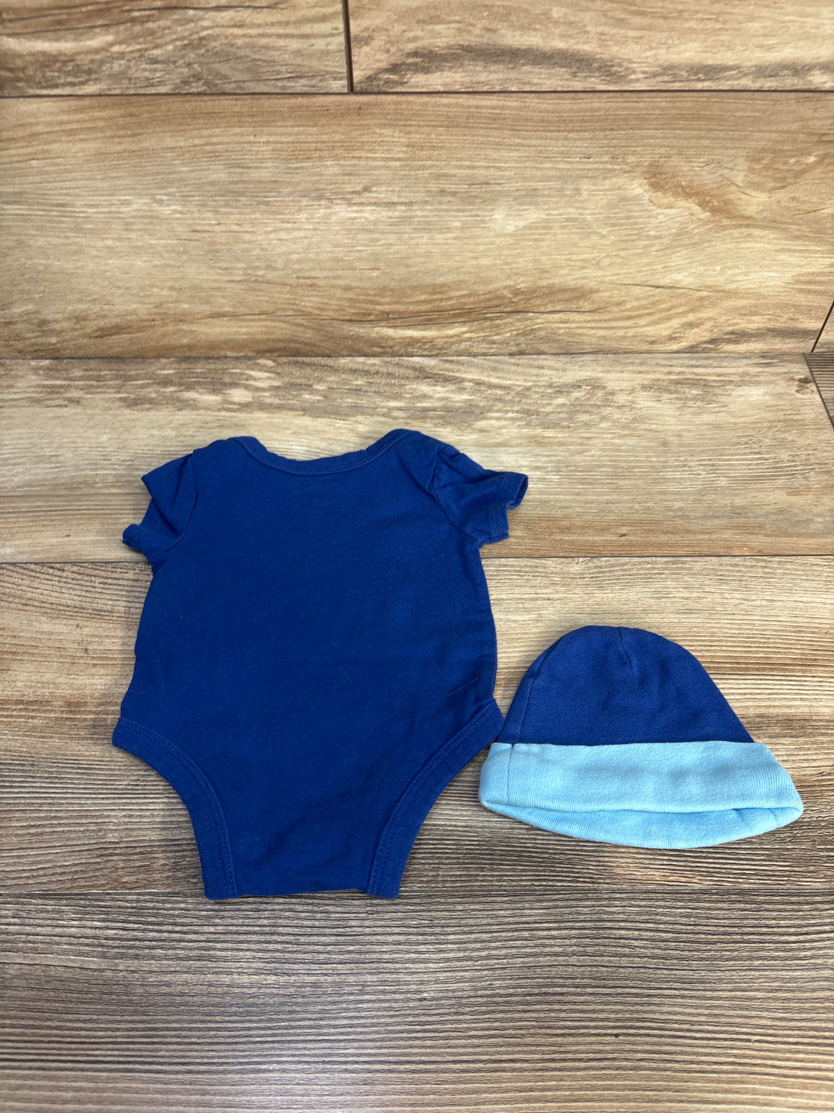 Nike 2pc Bodysuit & Hat Set Blue sz Newborn