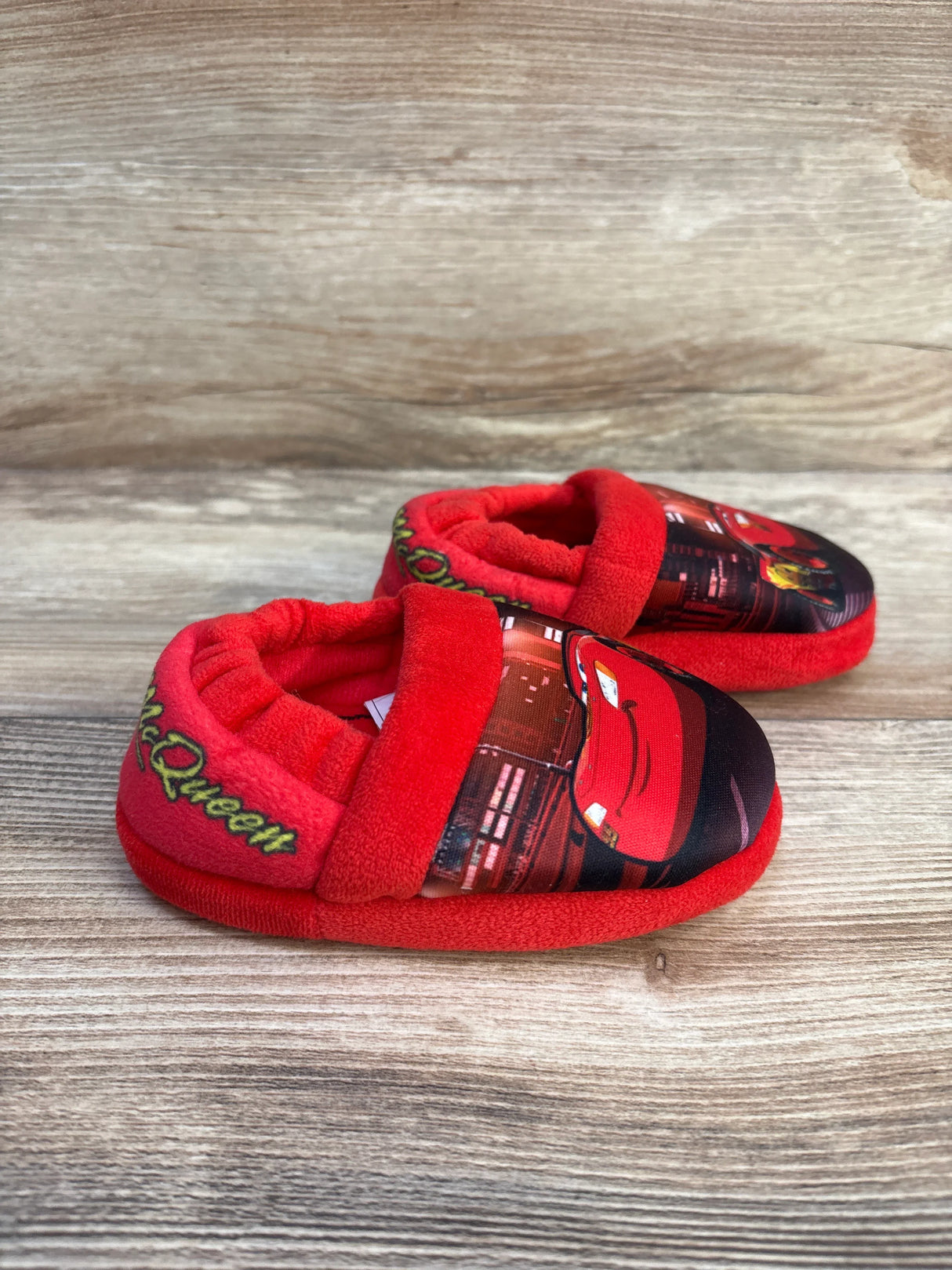 Lightning McQueen Slippers Red sz 5/6c
