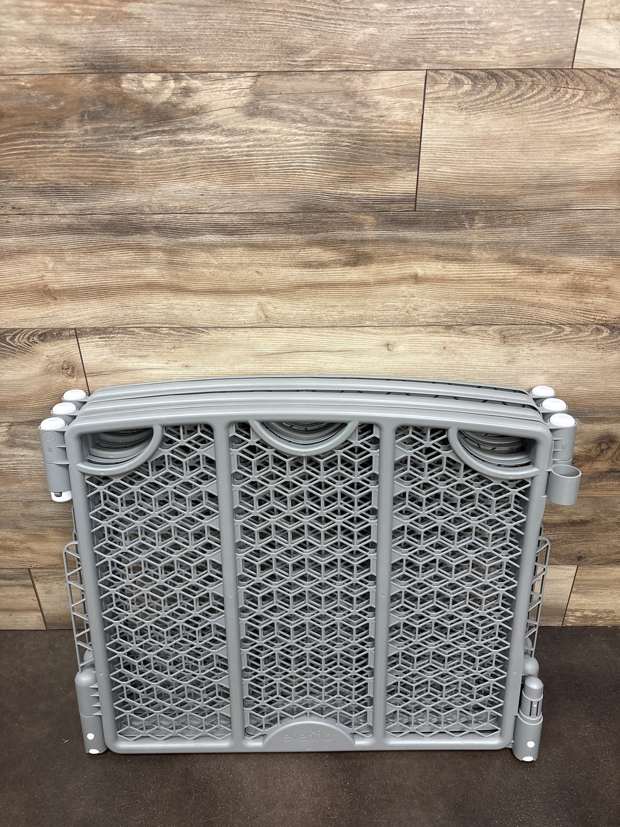 Regalo 2-in-1 Plastic Play Yard & Safety Gate