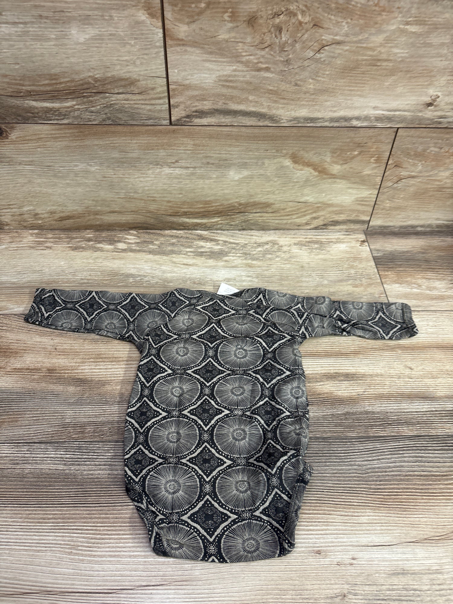 The Woods by Kate Quinn Beechwood Kimono Bodysuit Grey sz 3-6m