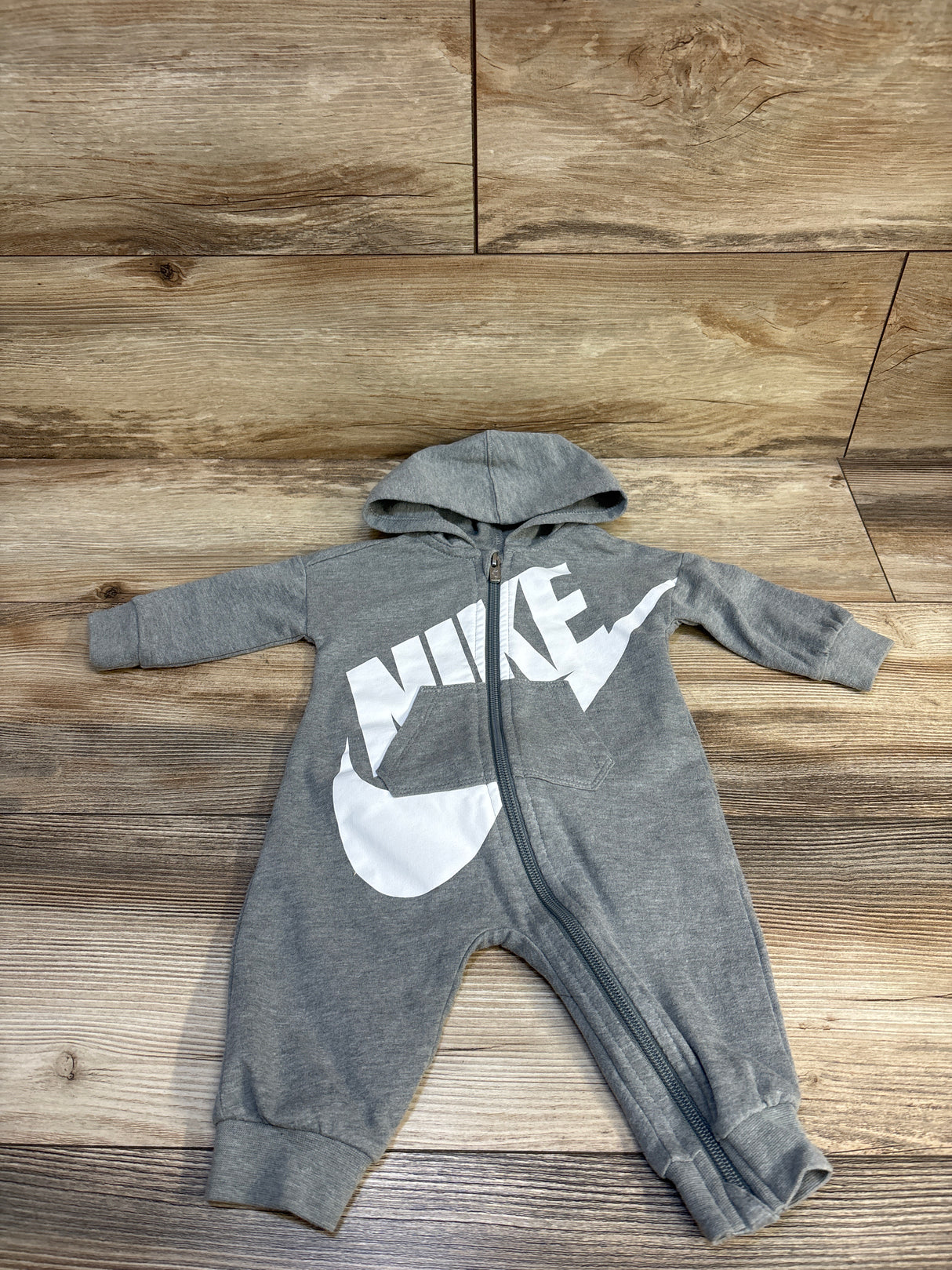 Nike Play All Day Hooded Coverall in Grey sz 6m
