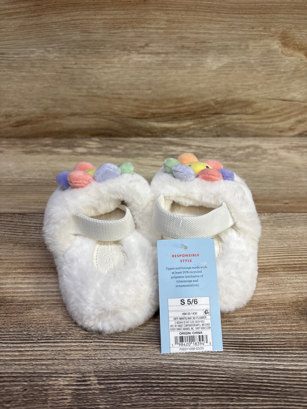 NEW Cat & Jack Avi 3D Flower Slippers White sz 5/6c