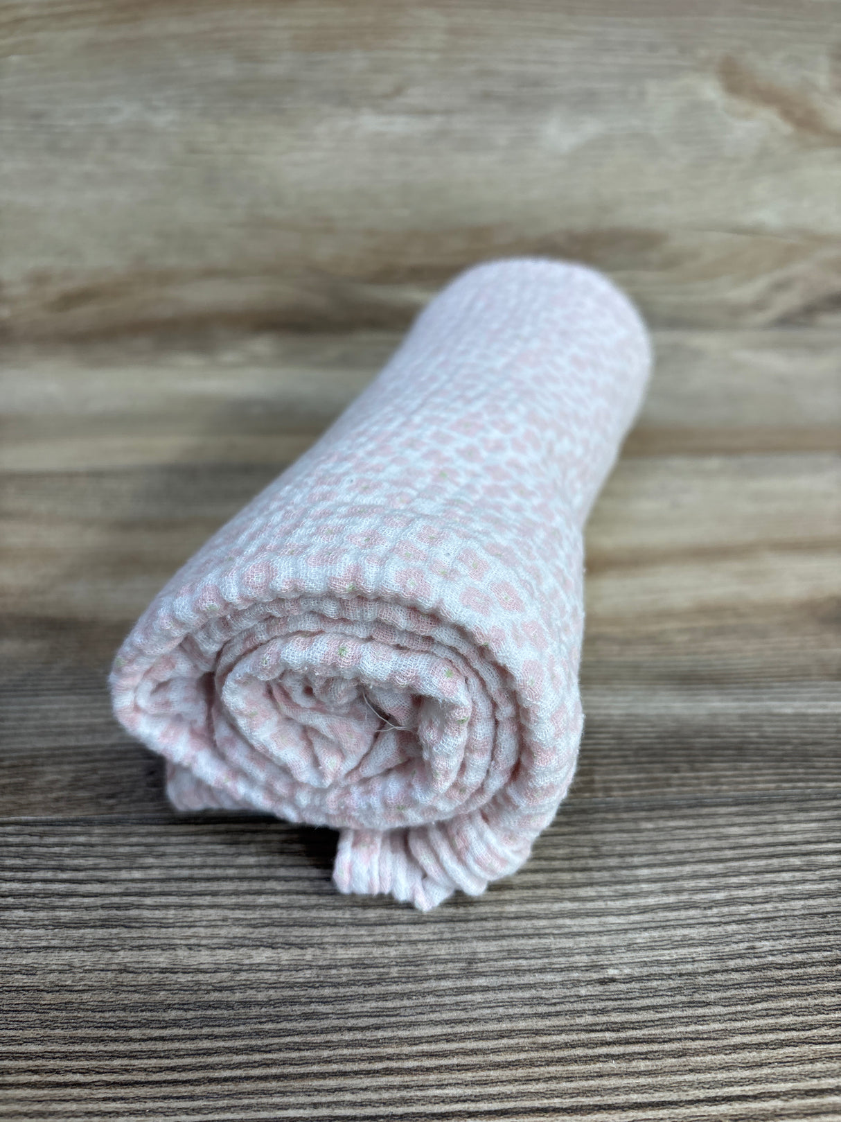 SwaddleMe Muslin Swaddle Blanket Pink