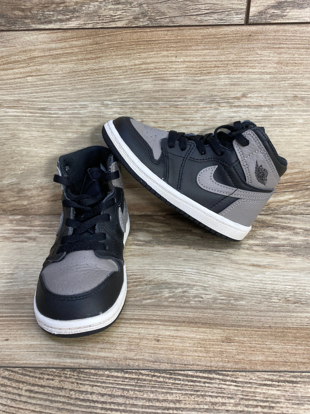 Air Jordan 1 Retro High OG TD 'Shadow' Sneakers sz 8c