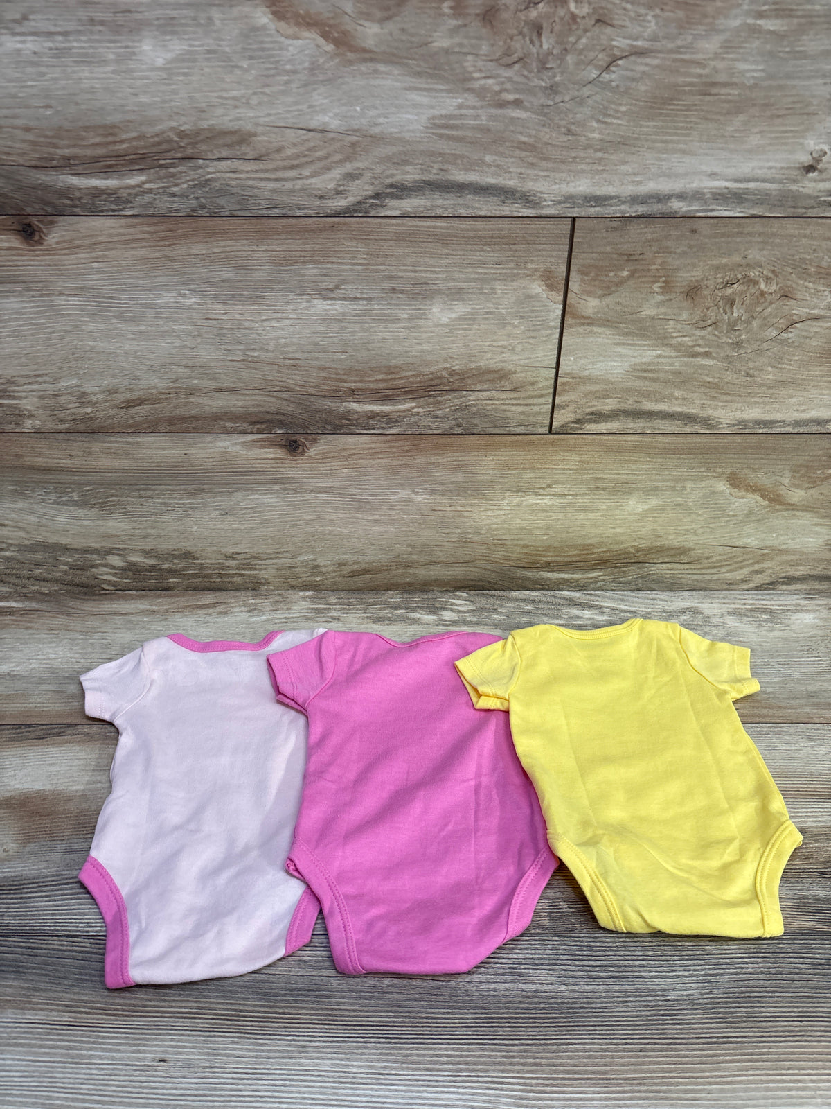 Chick Pea 3pk Bodysuits Pink sz 0/3m