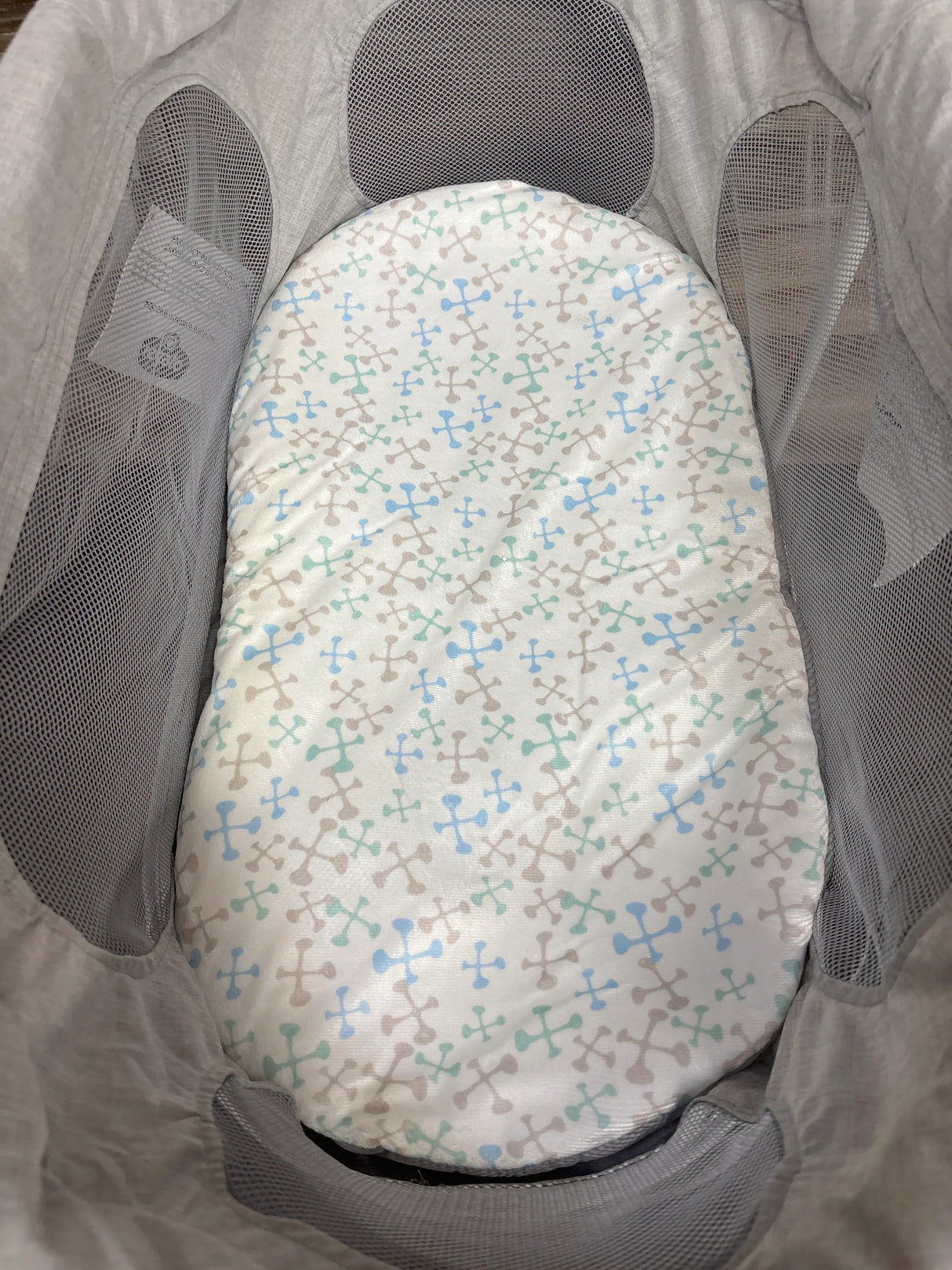 NEW Regalo Baby Basics Infant Bassinet Grey