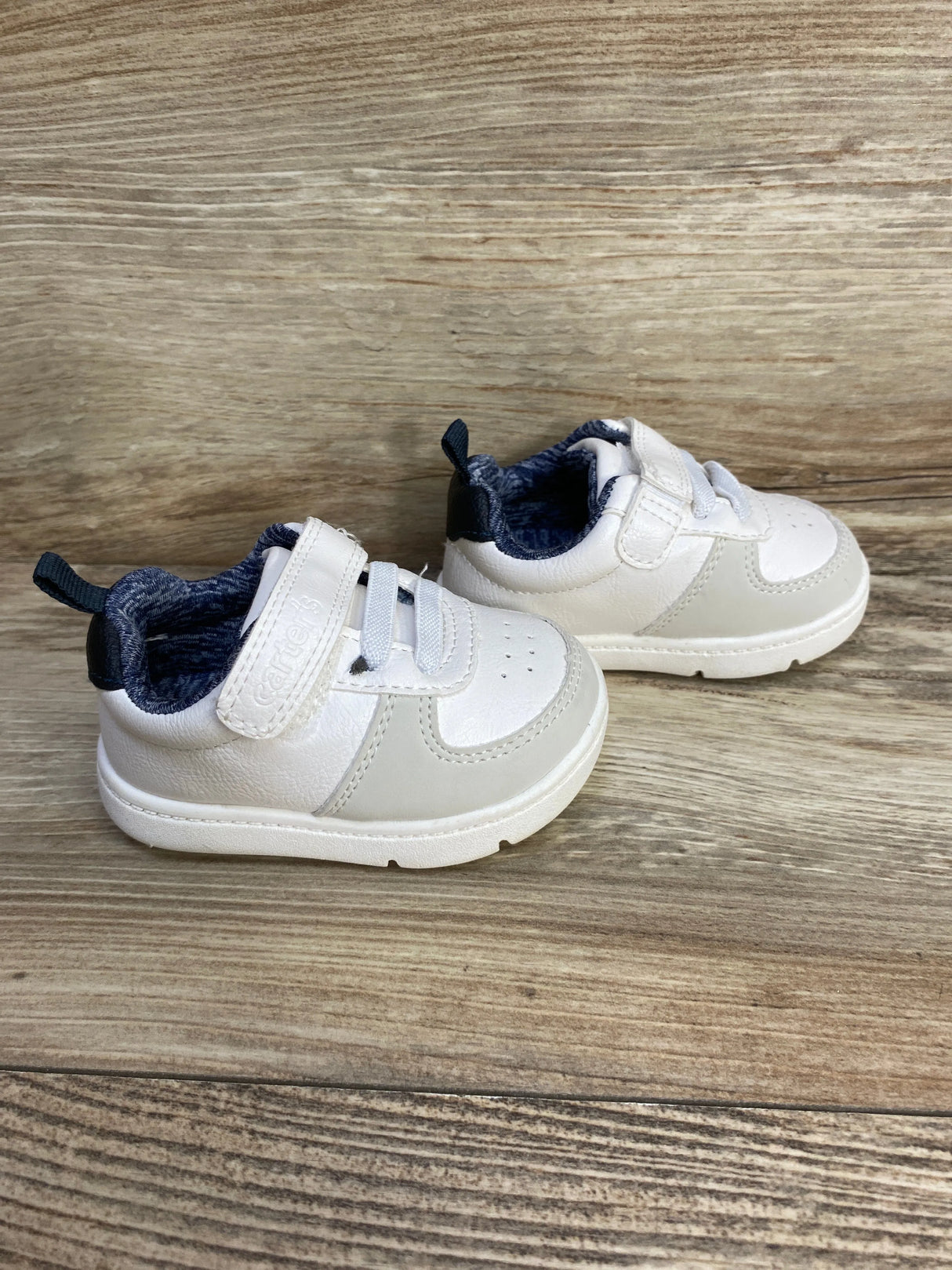 Carter's Every Step First Walker Kyle Casual Sneakers White sz 2.5c