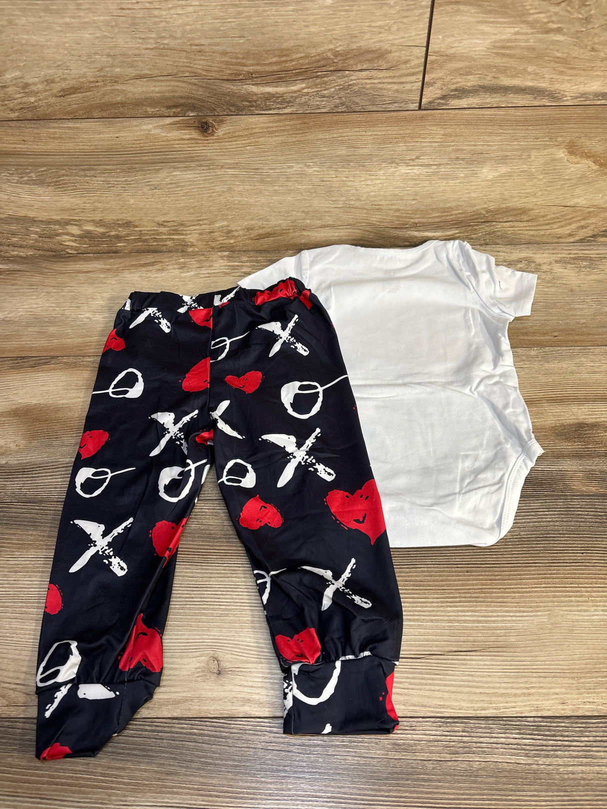 NEW UB 2pc Little Dude Big Heart Bodysuit & Bottoms Set White sz 18m