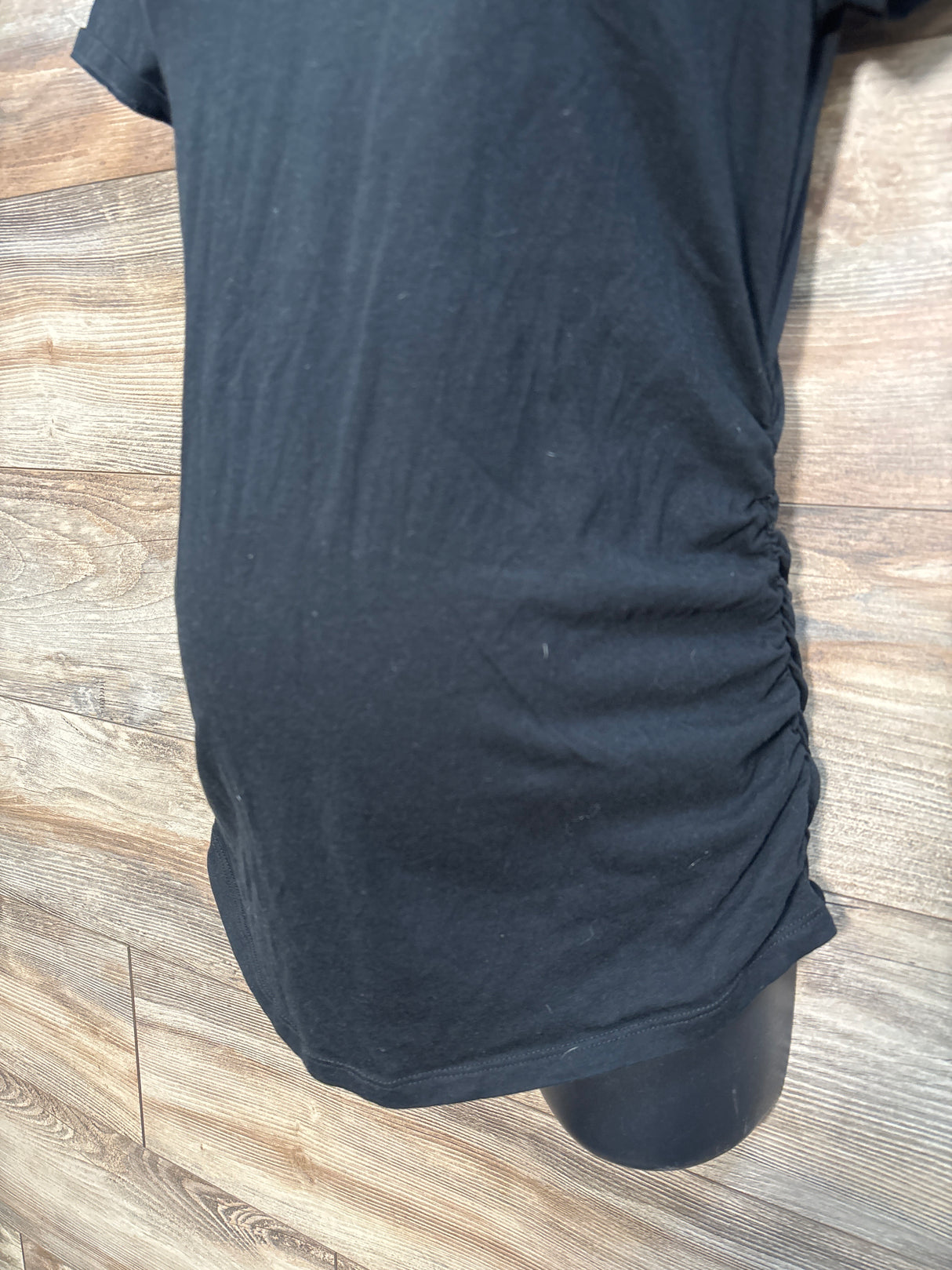 Isabel Maternity Ruched V-Neck Shirt Black sz Medium