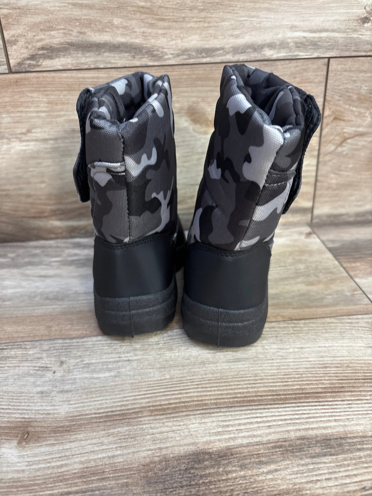 Camo Snow Boots Faux Suede Lining, Black sz 10c