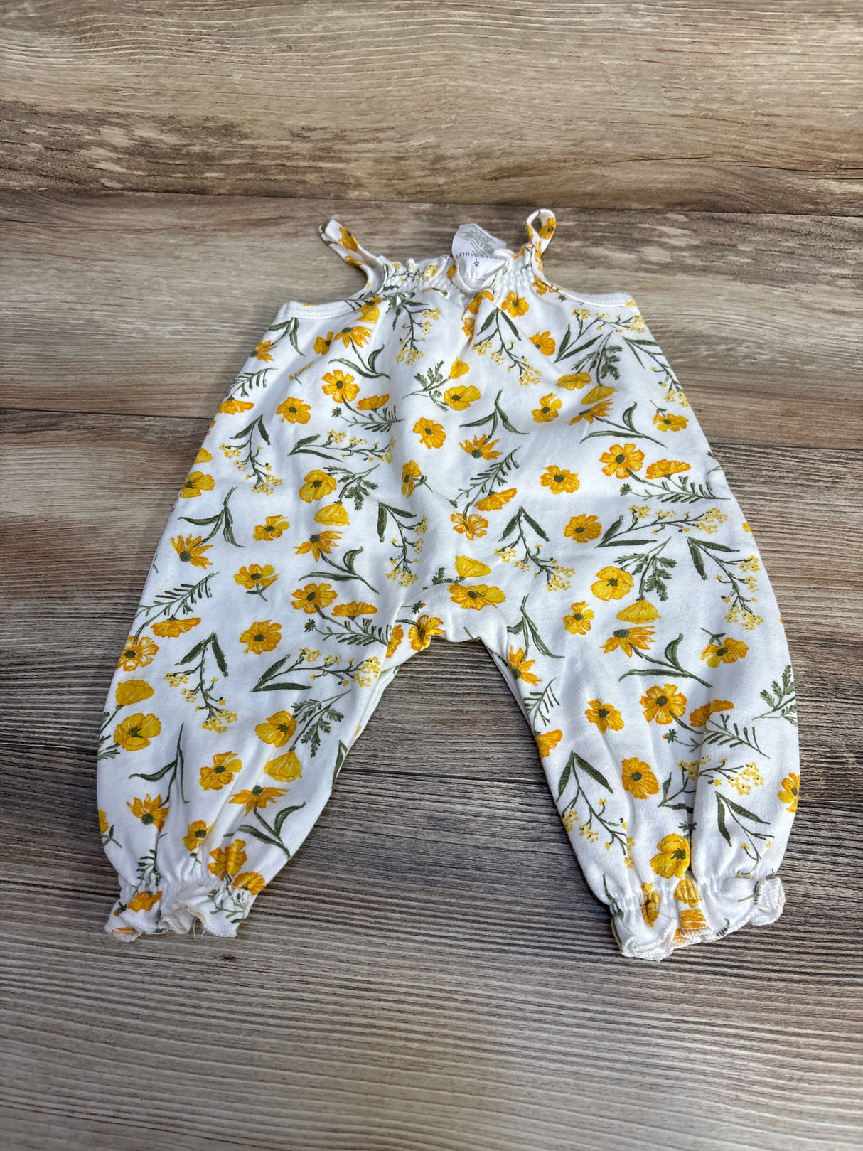 Laura Ashley Floral Romper White sz 3-6m - Me n Mommy To Be