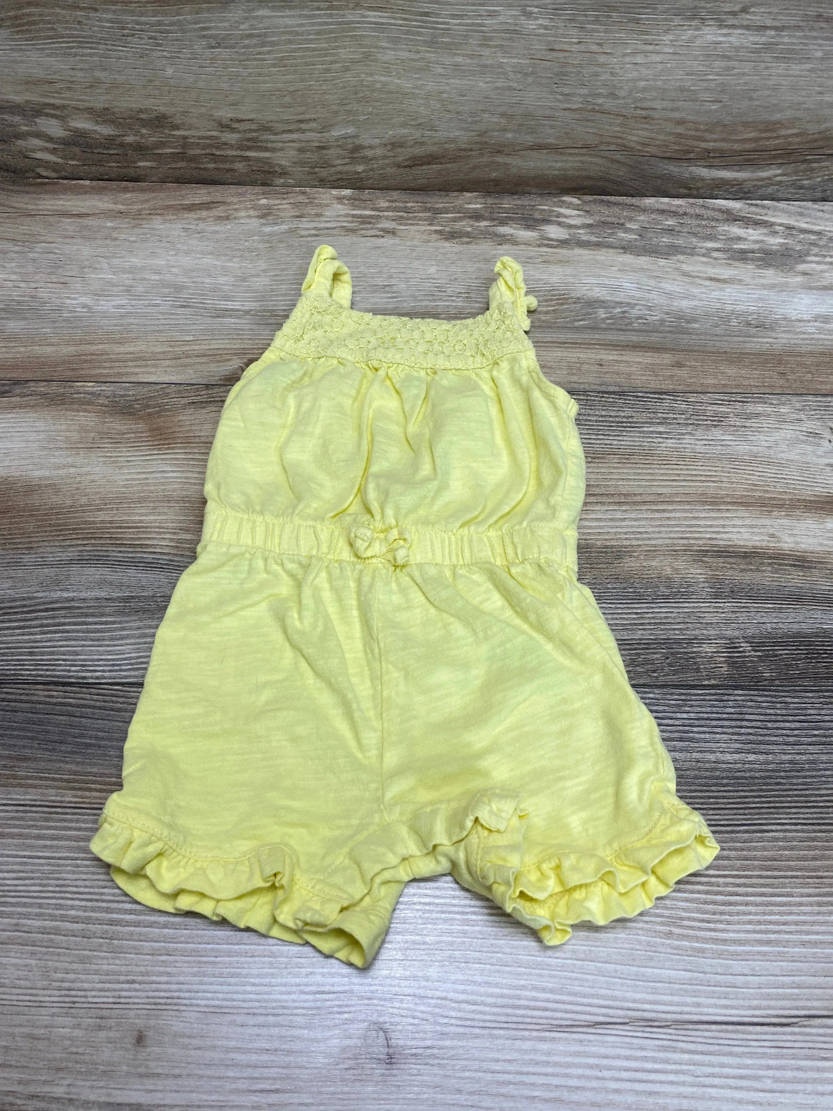 Carter's Romper Yellow sz 6m