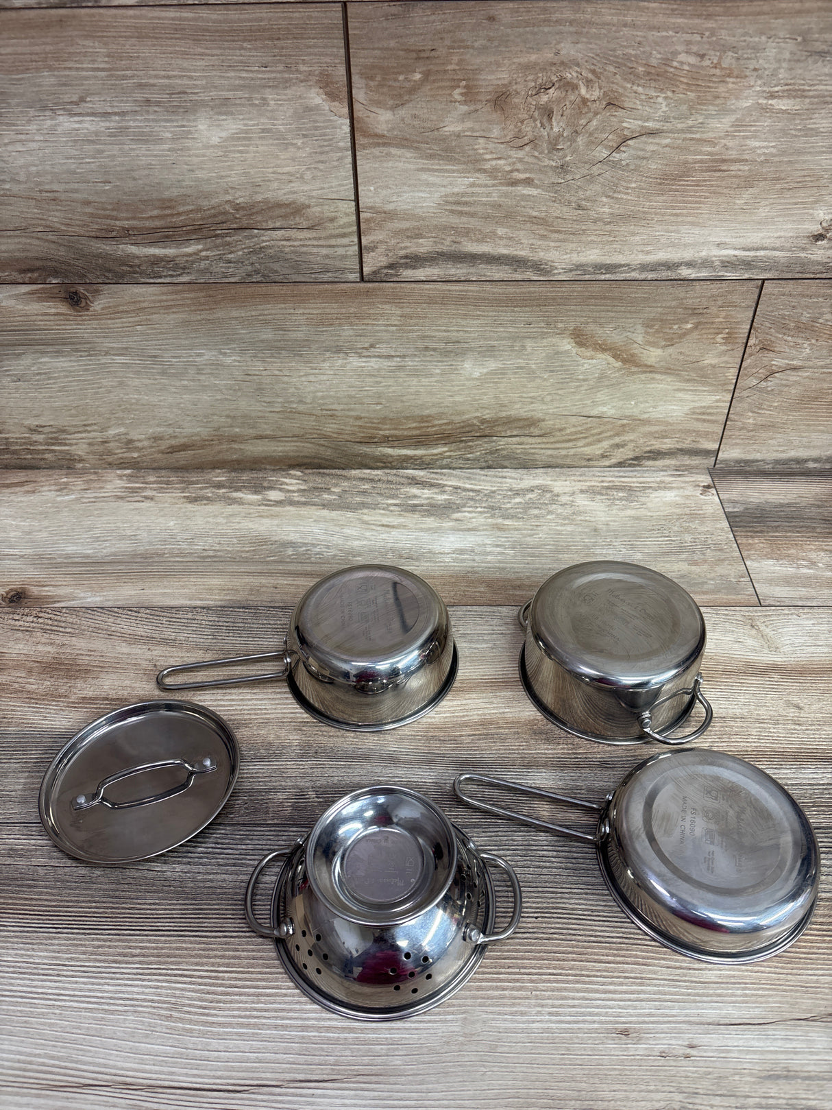 Melissa & Doug Stainless Steel Pots & Pans Set 5pc