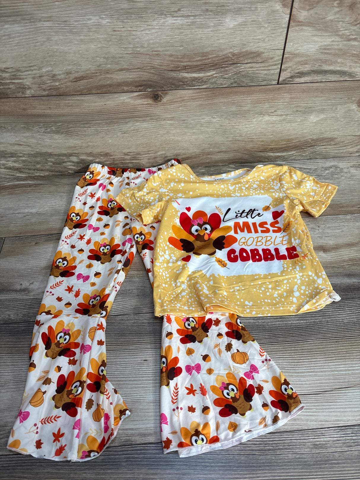 NWOT Shein 2pc Little Miss Gobble Gobble Shirt & Pants Set Yellow sz 4T