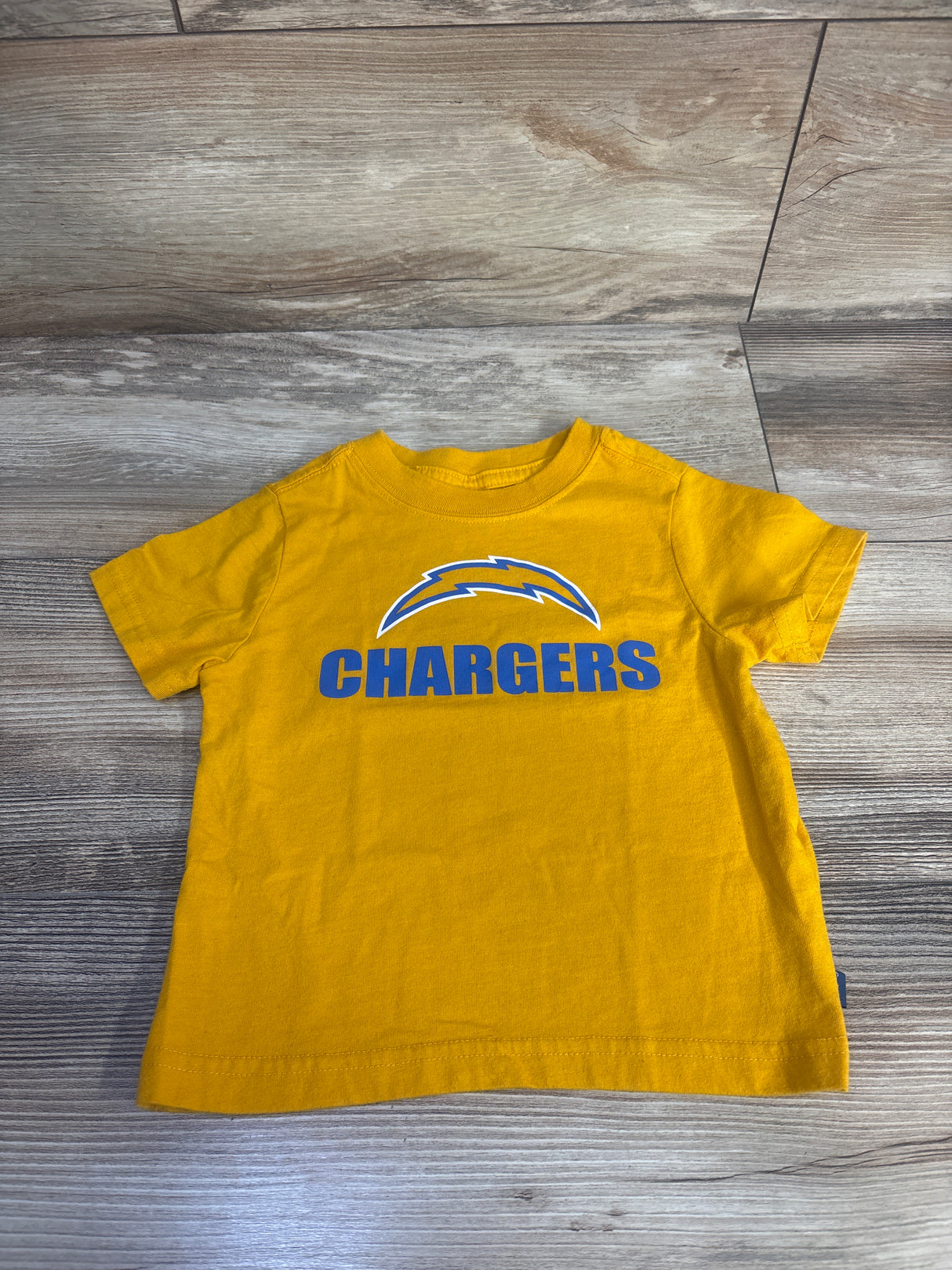 NFL Team Apparel Los Angeles Chargers Shirt Yellow sz 2T