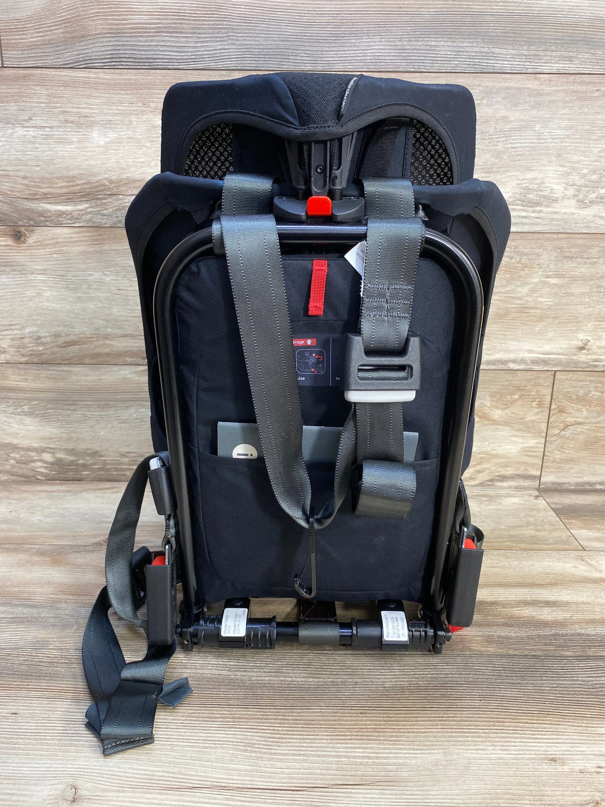 Pico Portable Car Seat + Carry Bag Black