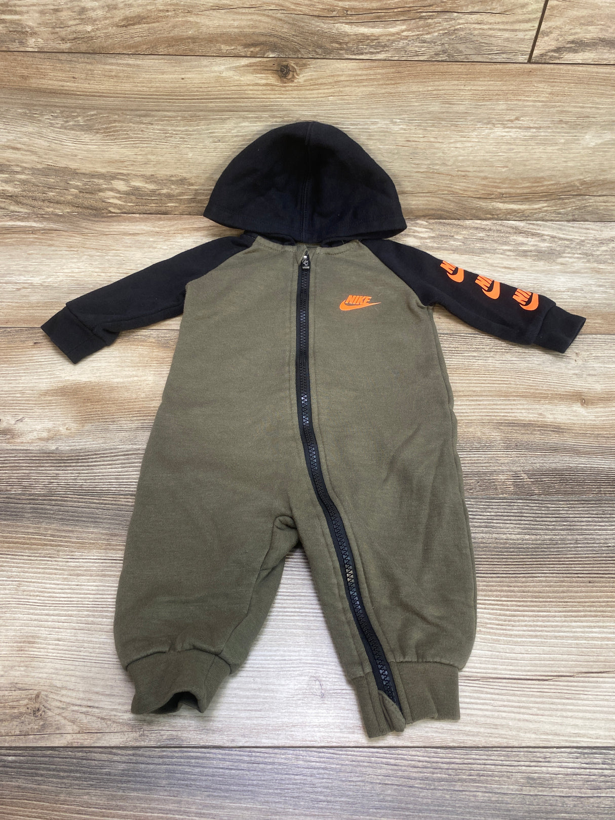 Nike Hooded Coverall Green sz 6m