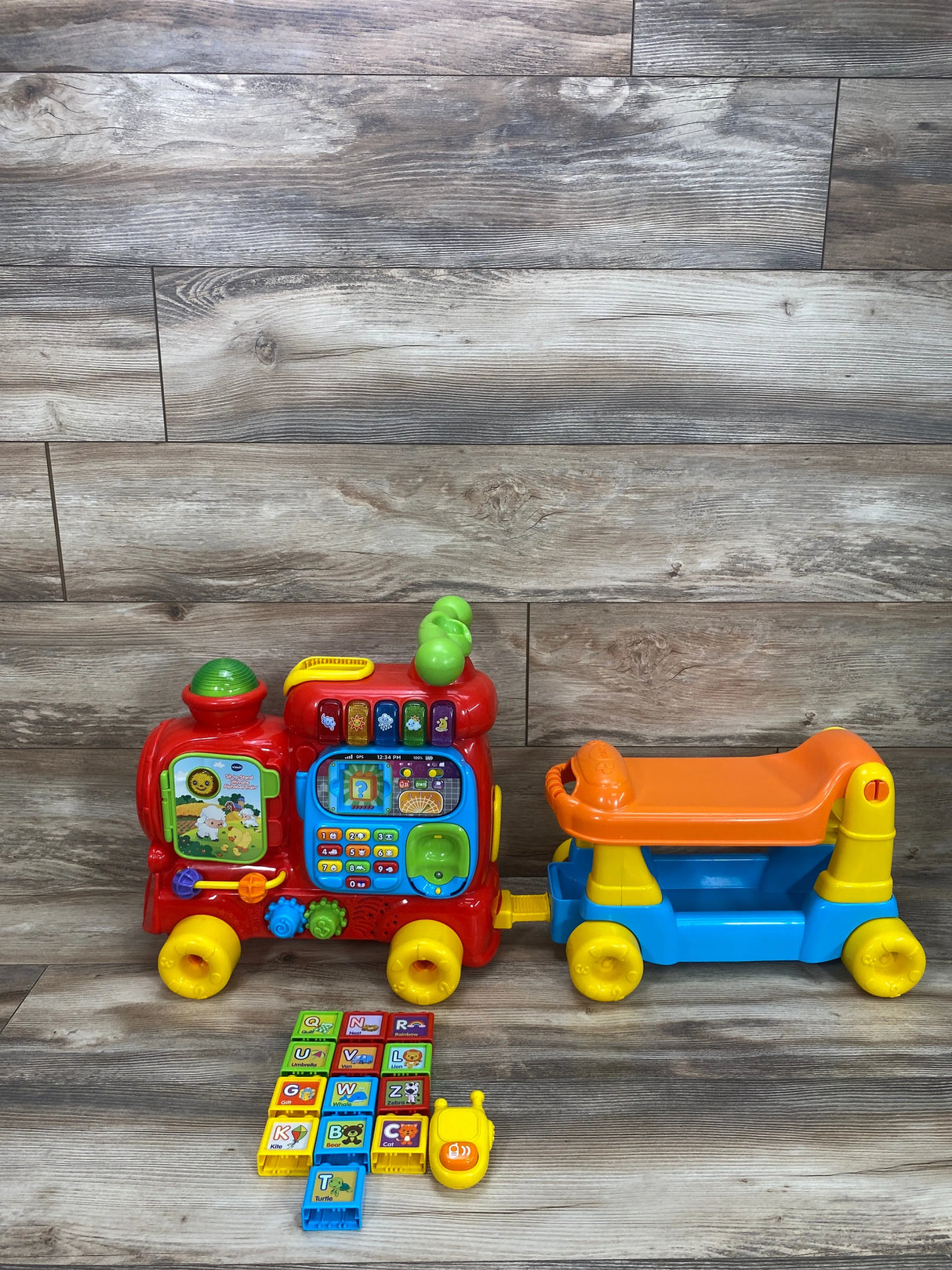 VTech Sit-to-Stand Ultimate Alphabet Train