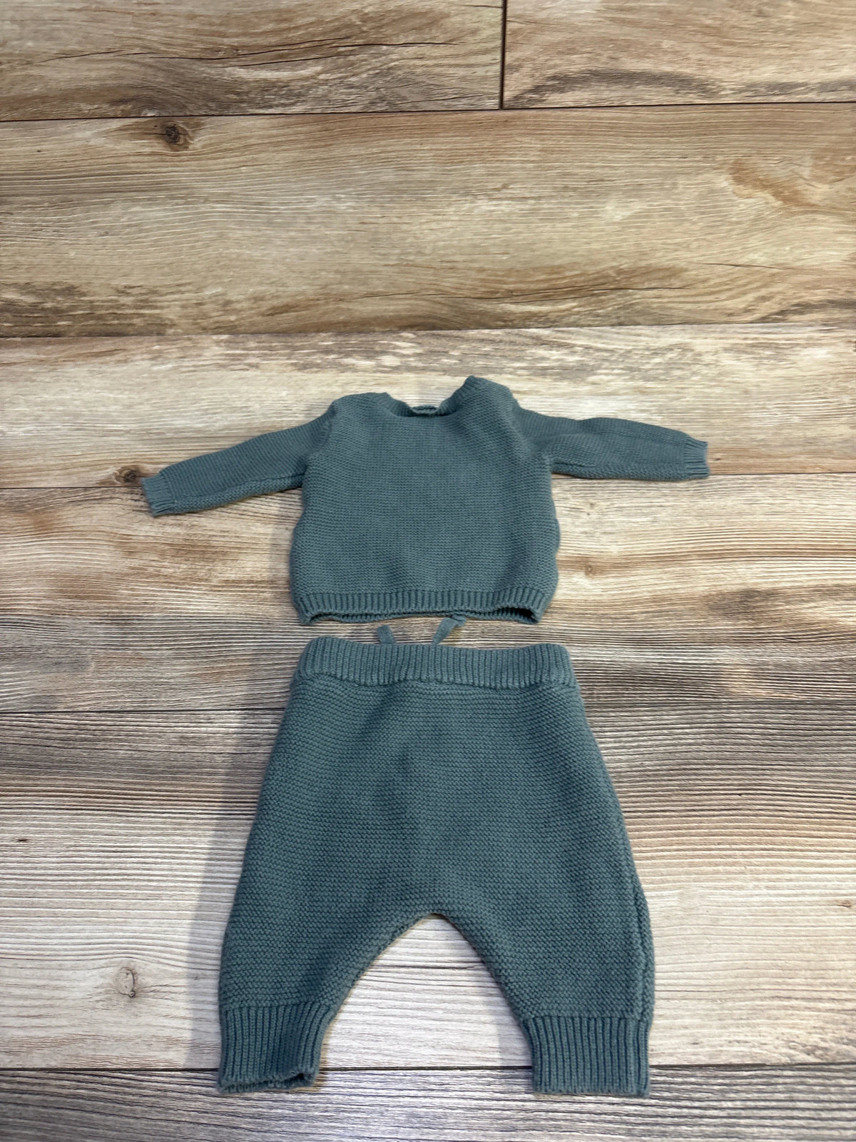 Just One You 2pc Knit Shirt & Pants Set Green sz Newborn