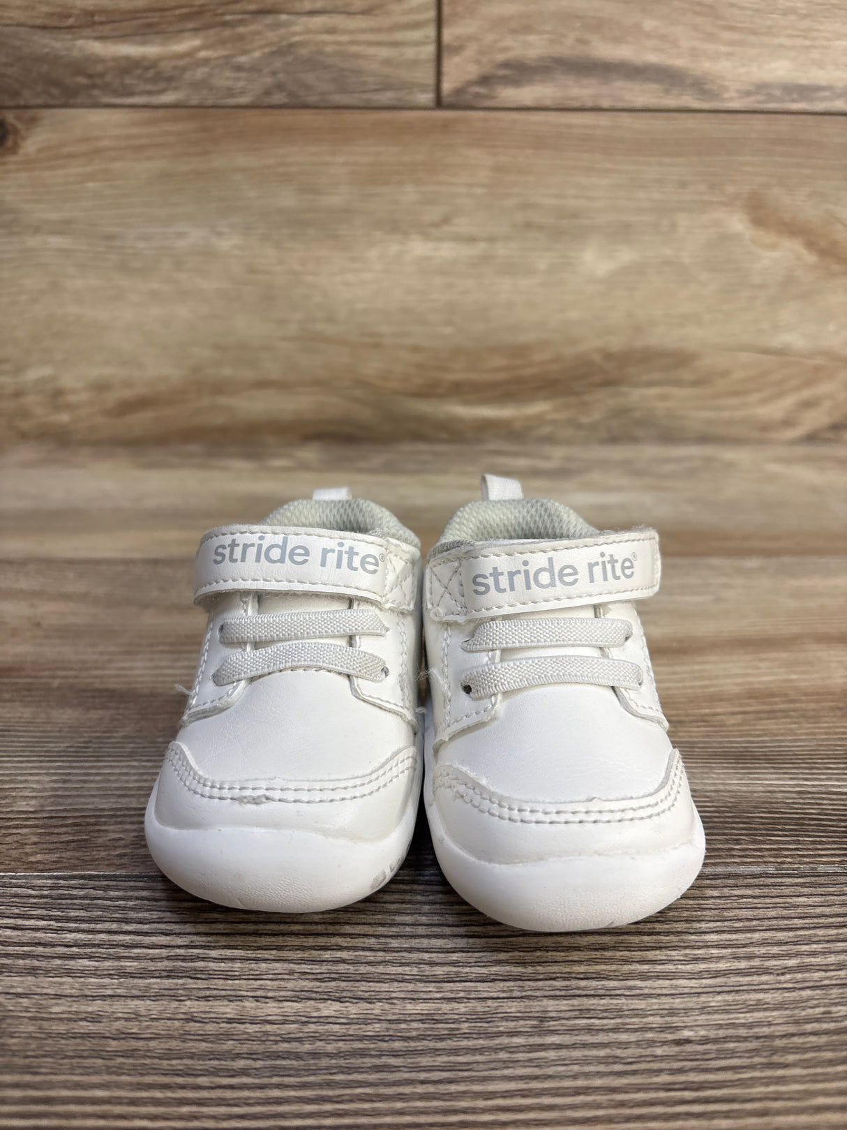 Munchkin by Stride Rite Mars Sneakers White sz 2c