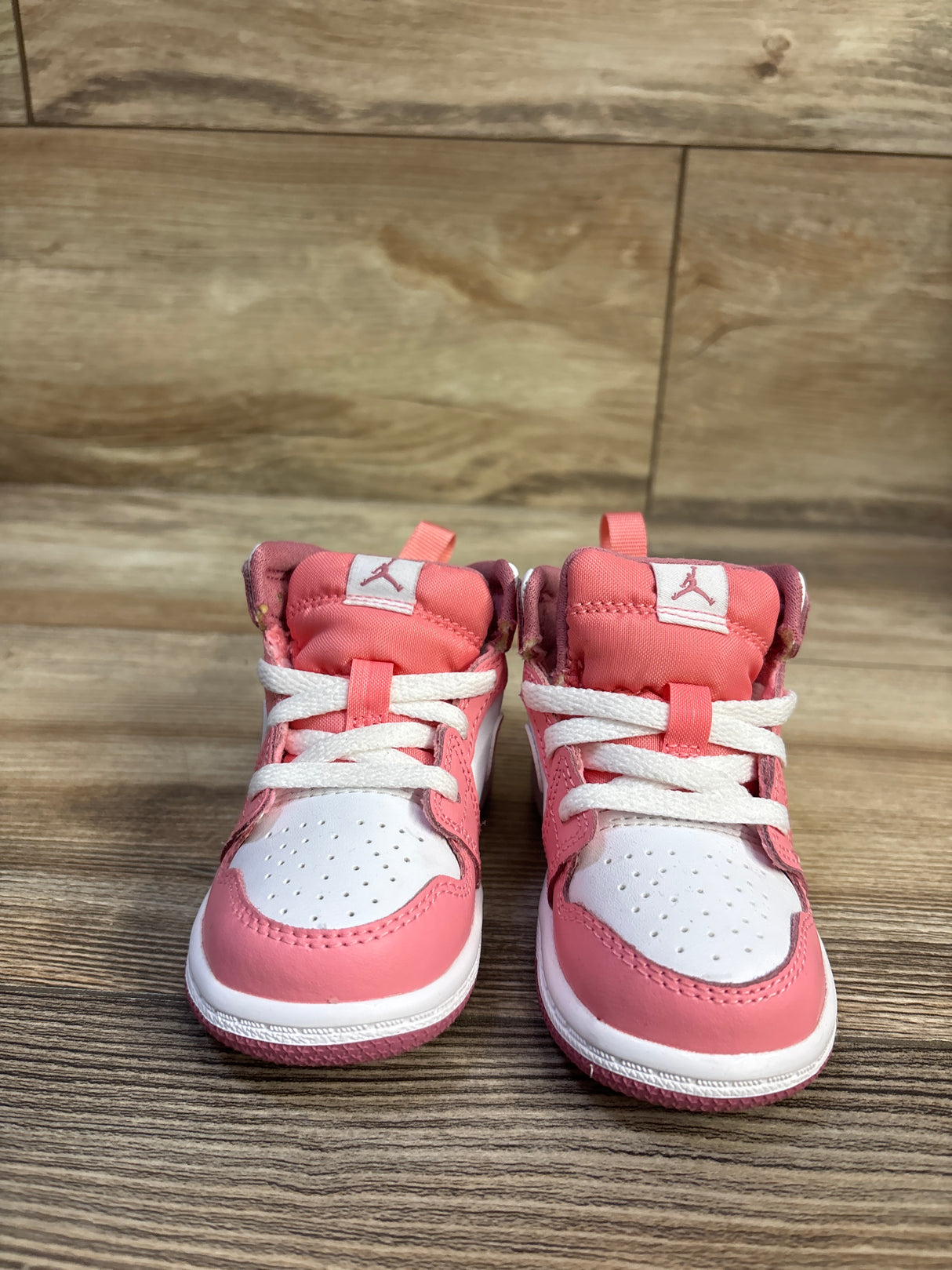 Jordan 1 Mid TD 'Coral Chalk/Desert Berry/White' Sneakers sz 5c