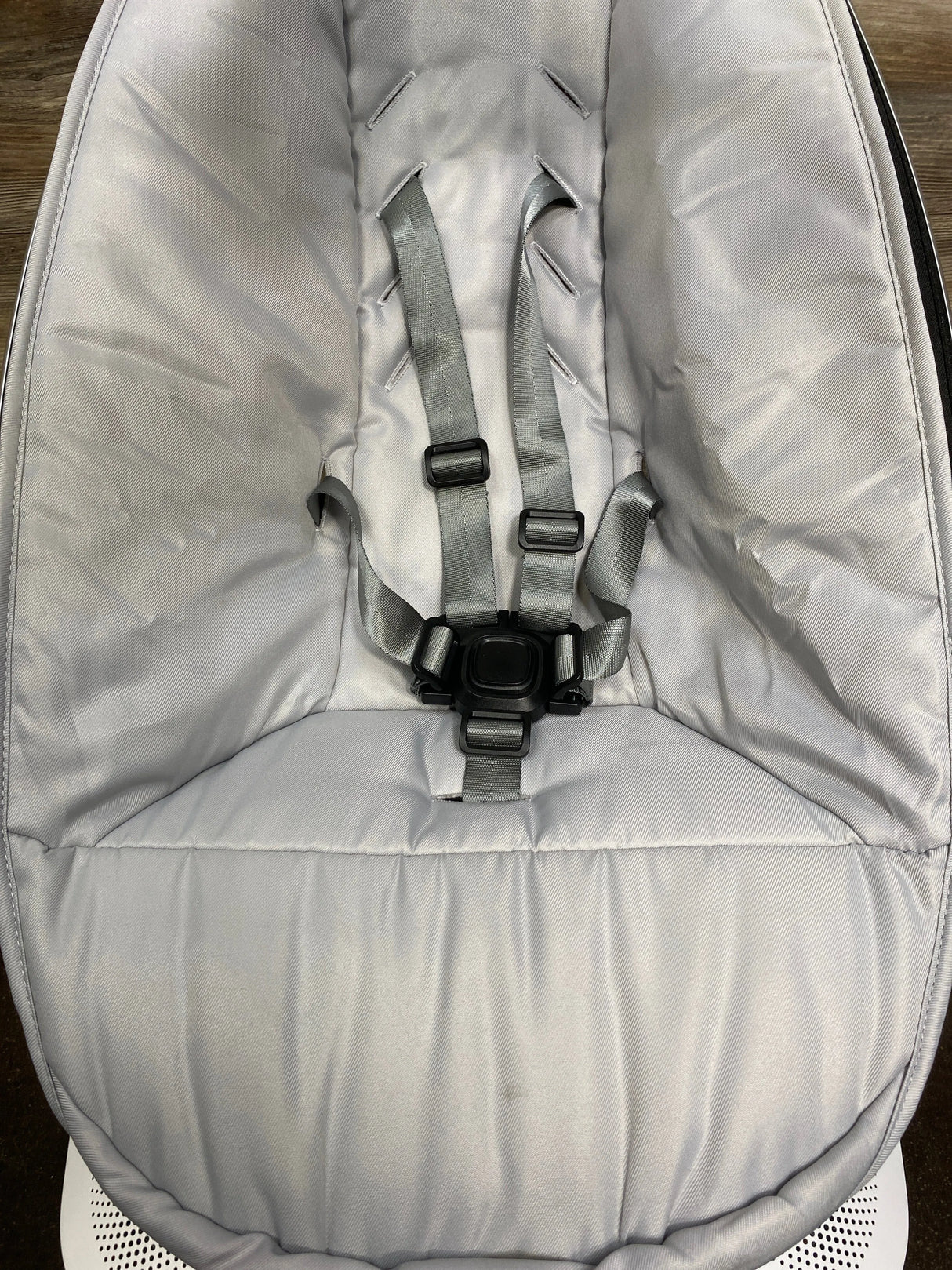 4moms mamaRoo Multi-Motion Baby Swing Smart Connectivity in Silver *