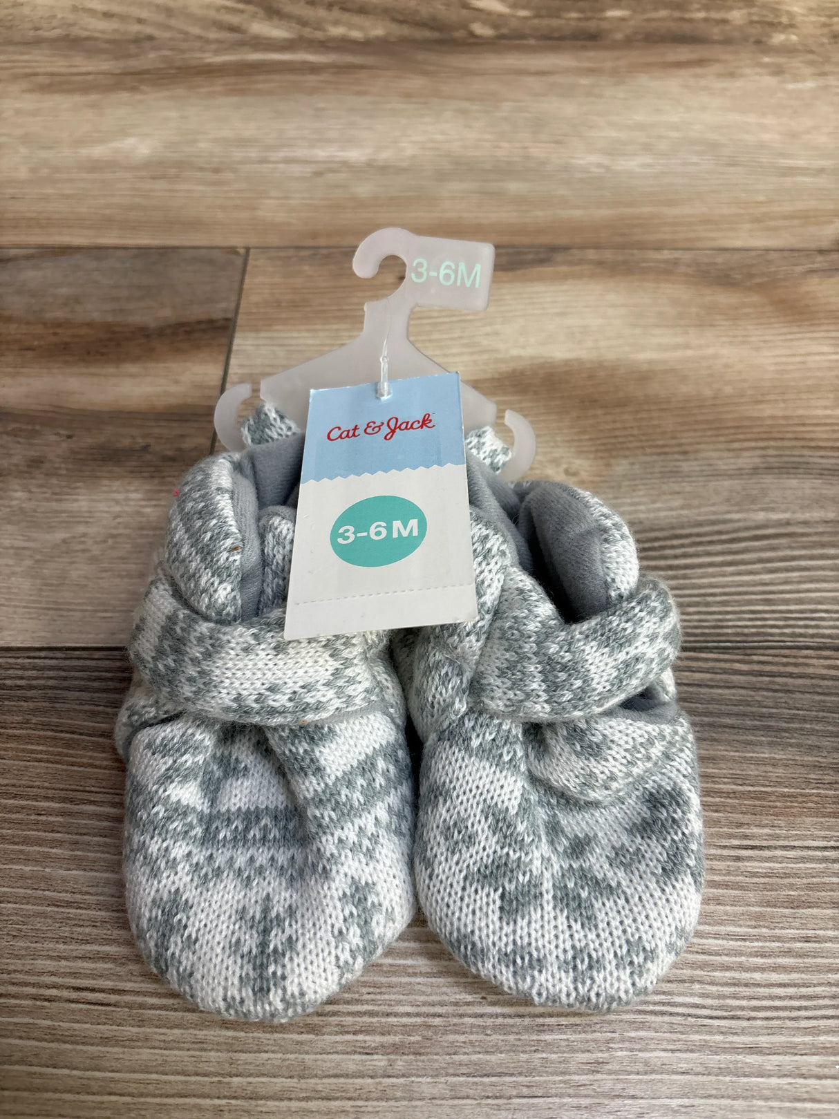 NEW Cat & Jack Knit Soft Sole Slippers Grey sz 1/2c