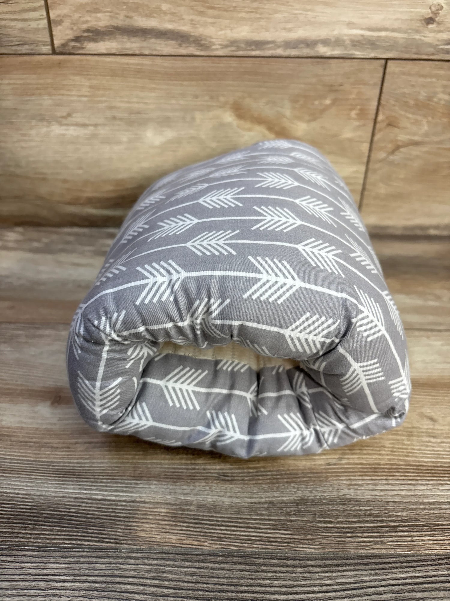 Baby Feeding Arm Pillow Grey Arrow