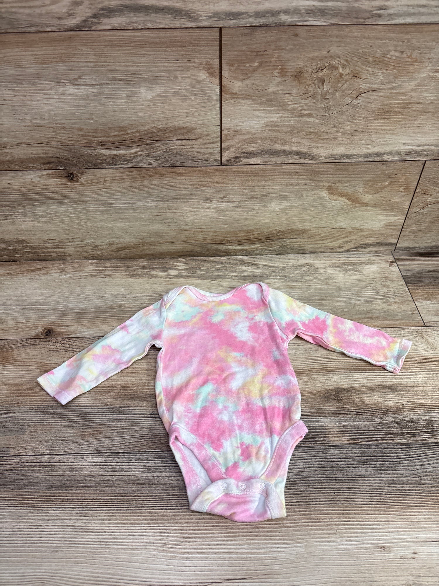 Old Navy Tie-Dye Bodysuit Pink sz 6-12m