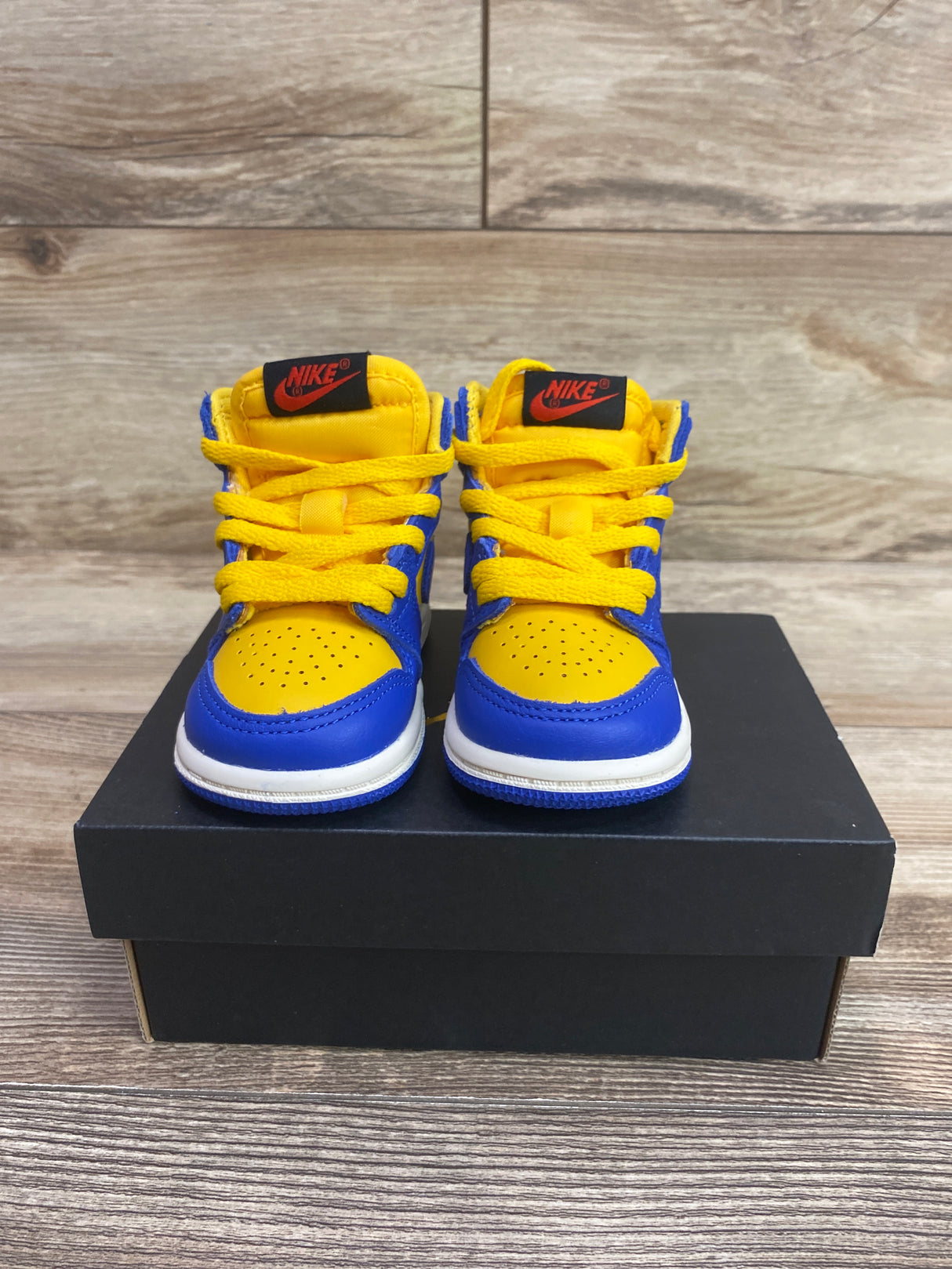 NEW Air Jordan 1 Retro High OG TD 'Reverse Laney' Sneakers sz 4c
