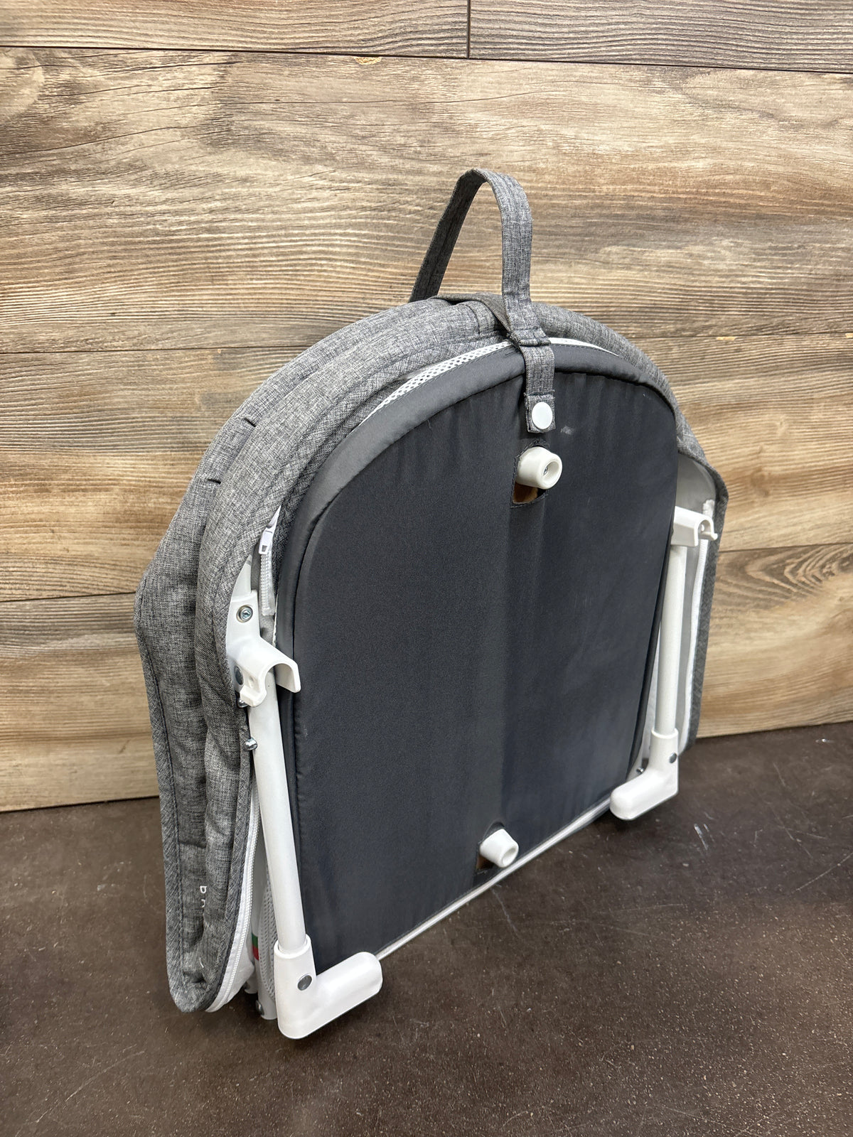 Baby Delight Snuggle Nest Portable Infant Bassinet Grey