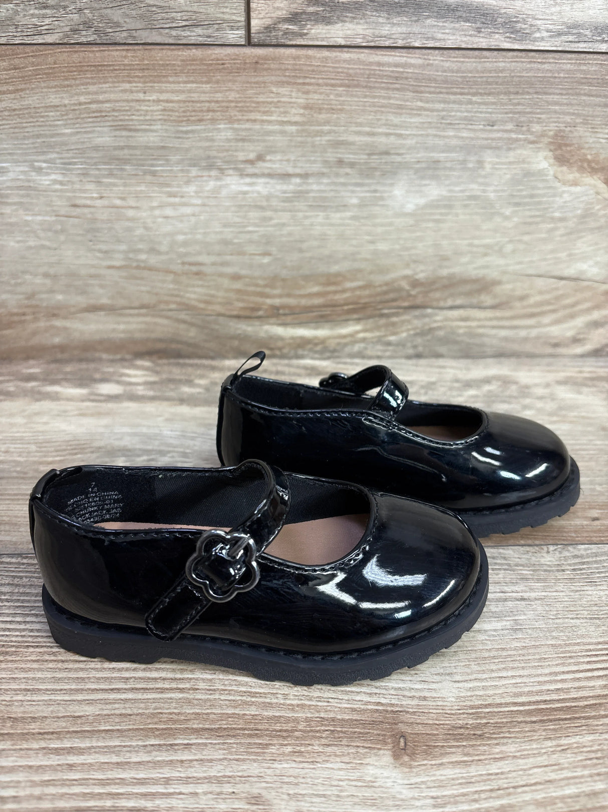 Old Navy Shiny Faux-Leather Mary Jane Shoes Black sz 7c