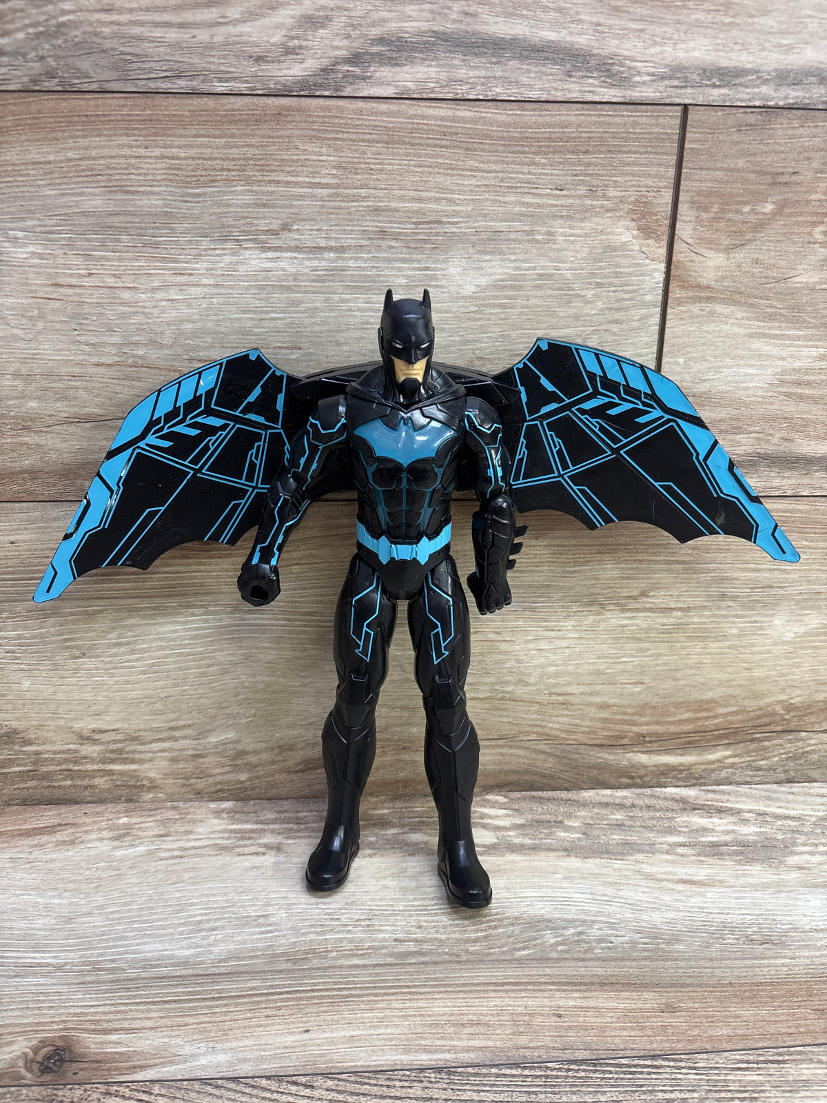 DC Comics 12'' Batman Bat-Tech Deluxe Action Figure