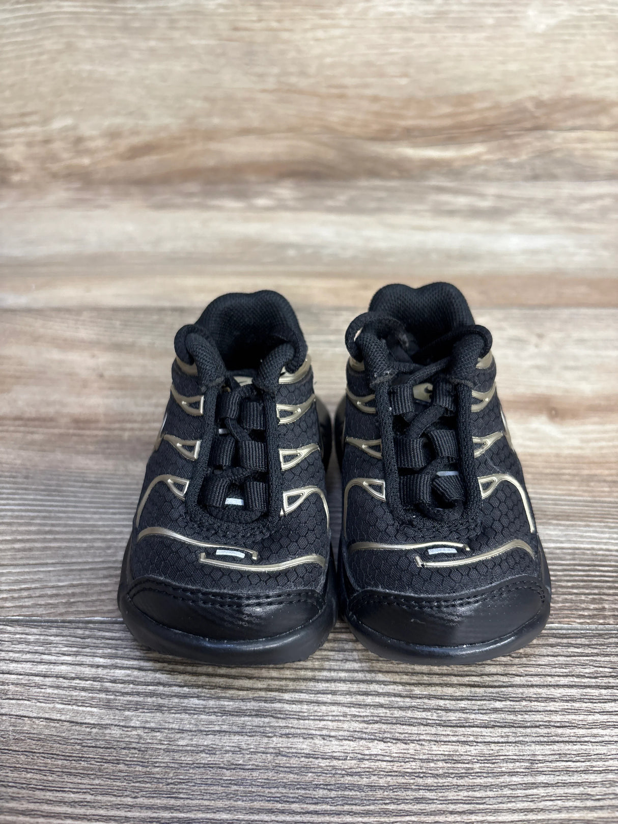 Nike Air Max Plus TD 'Black Metallic Gold Star' Sneakers, Black sz 2c
