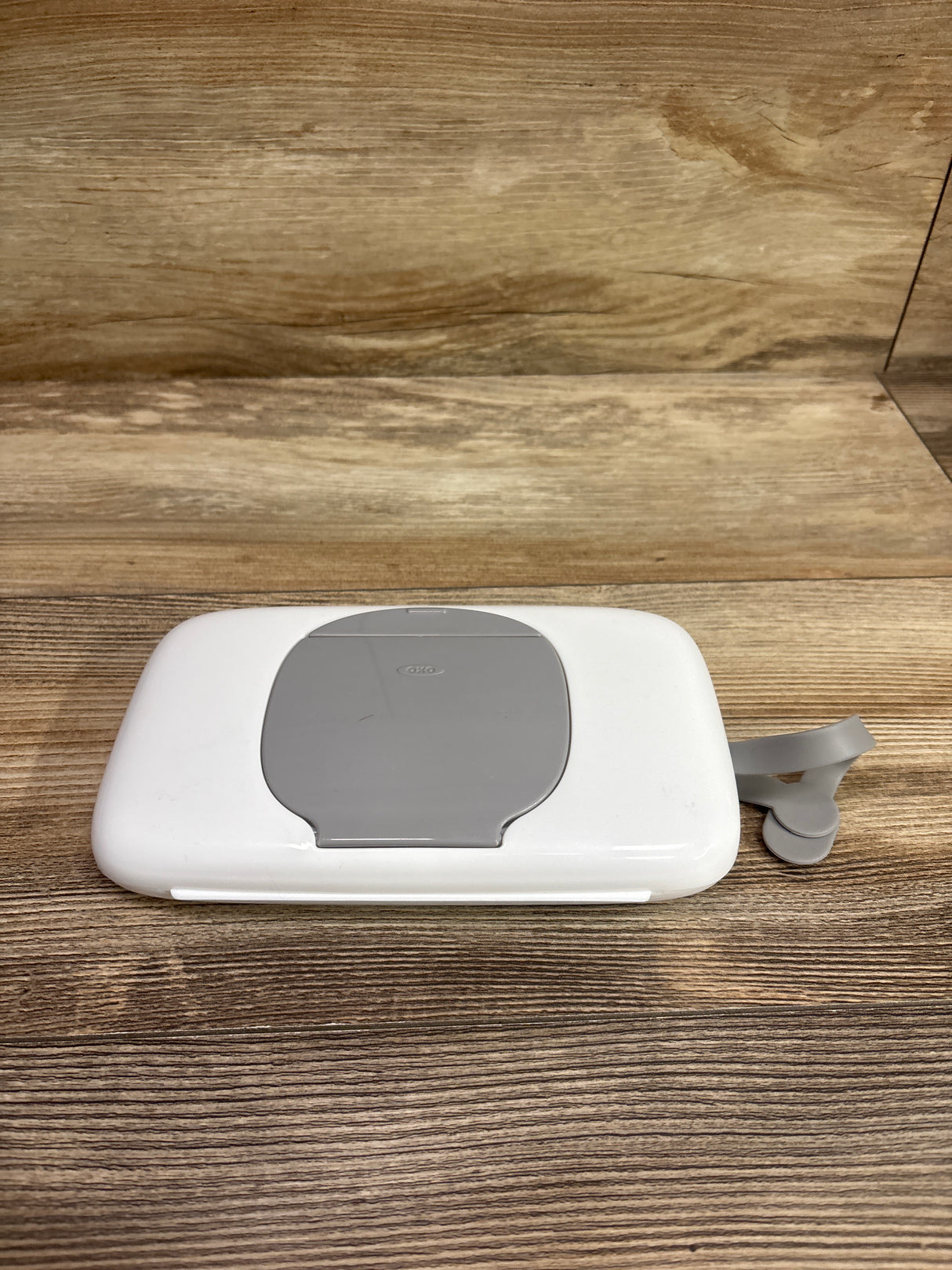 Oxo Tot On-The-Go Wipes Dispenser White